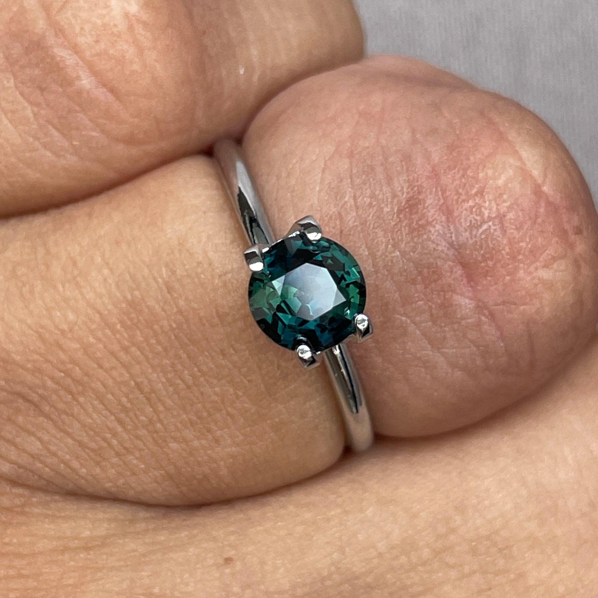 blue green sapphire