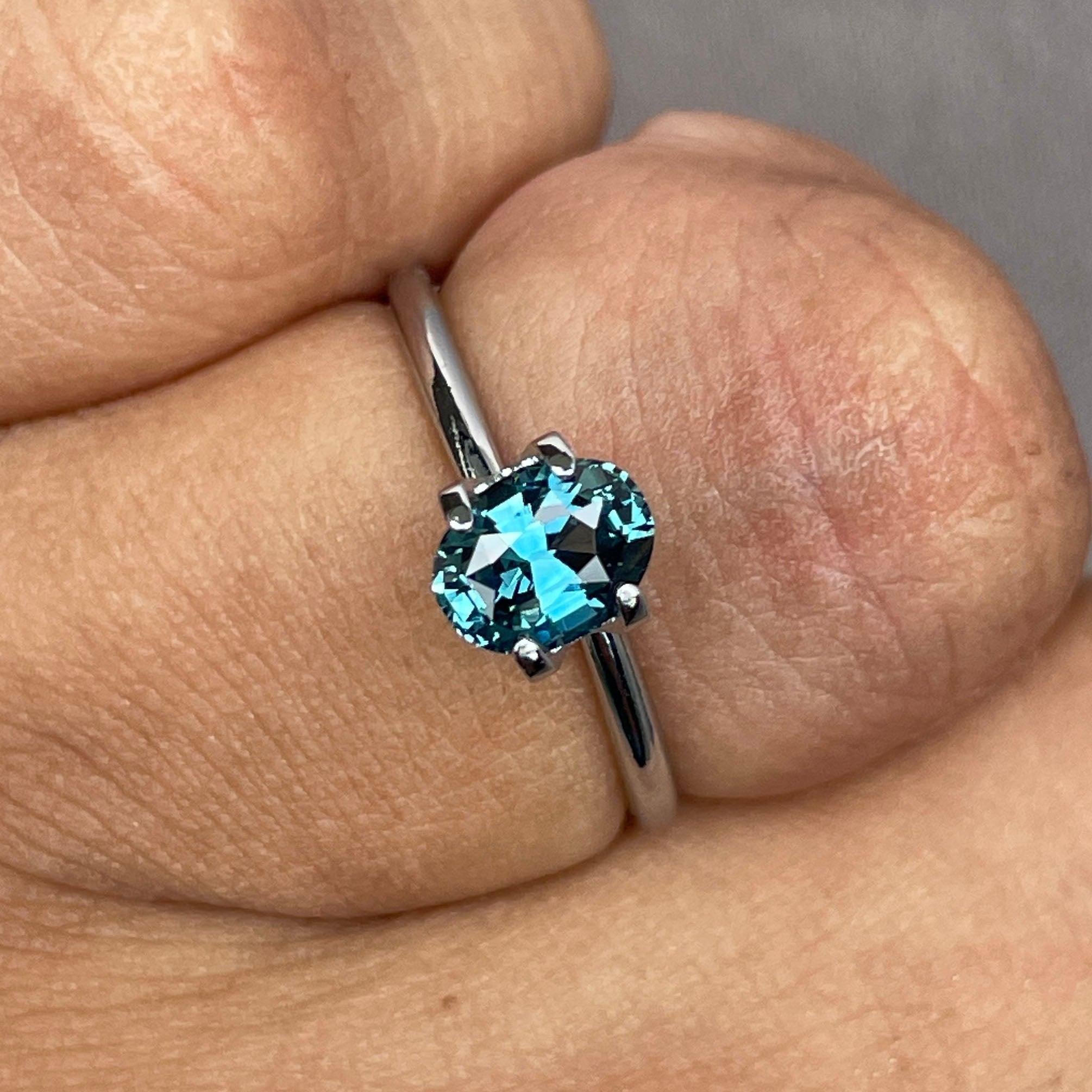 blue green sapphire