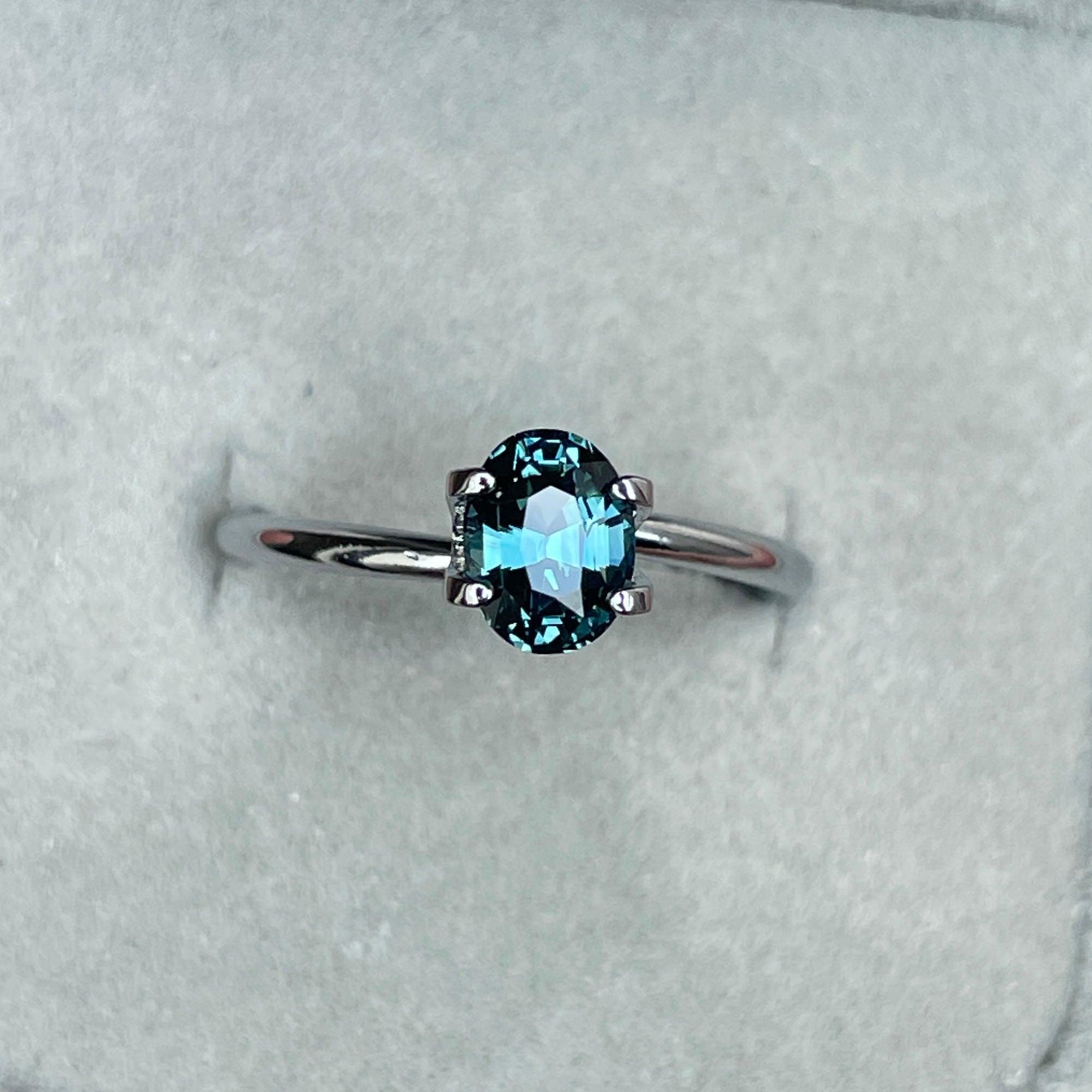 blue green sapphire