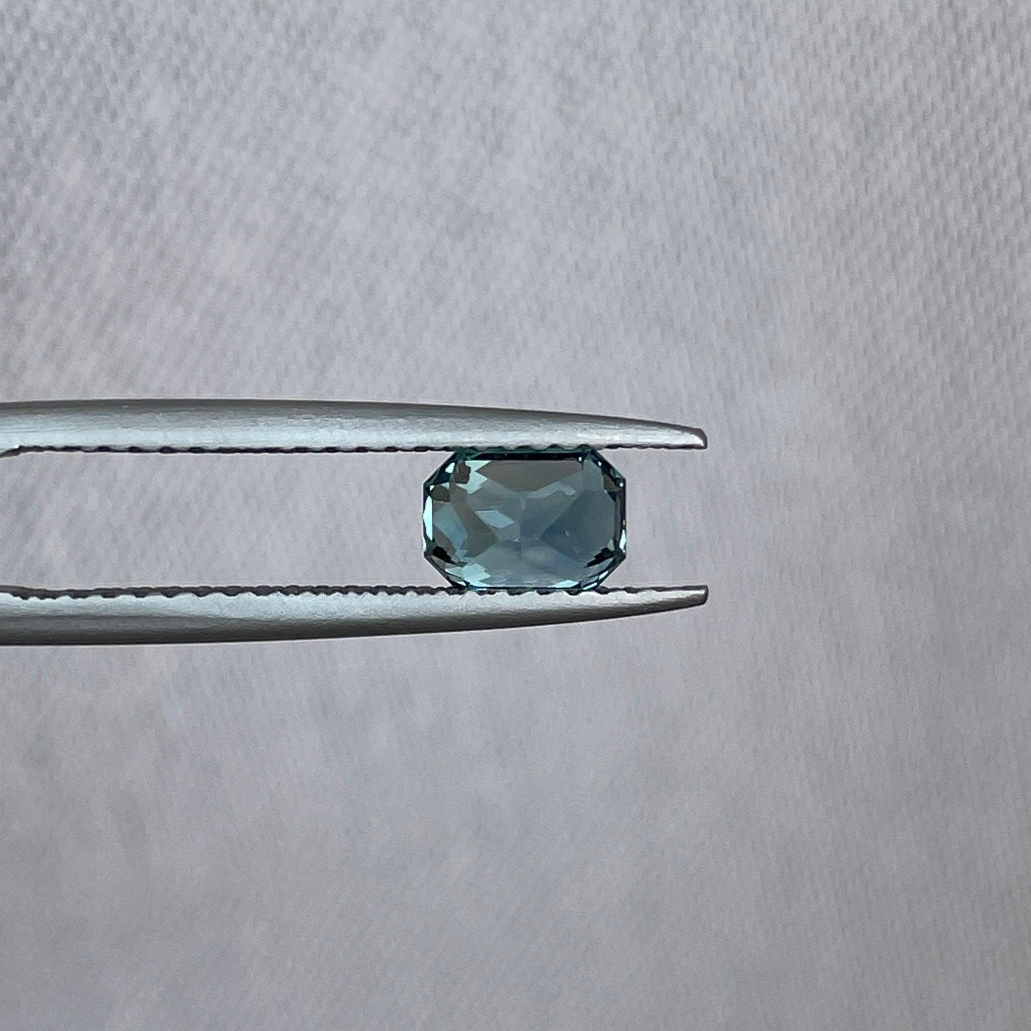 blue green sapphire