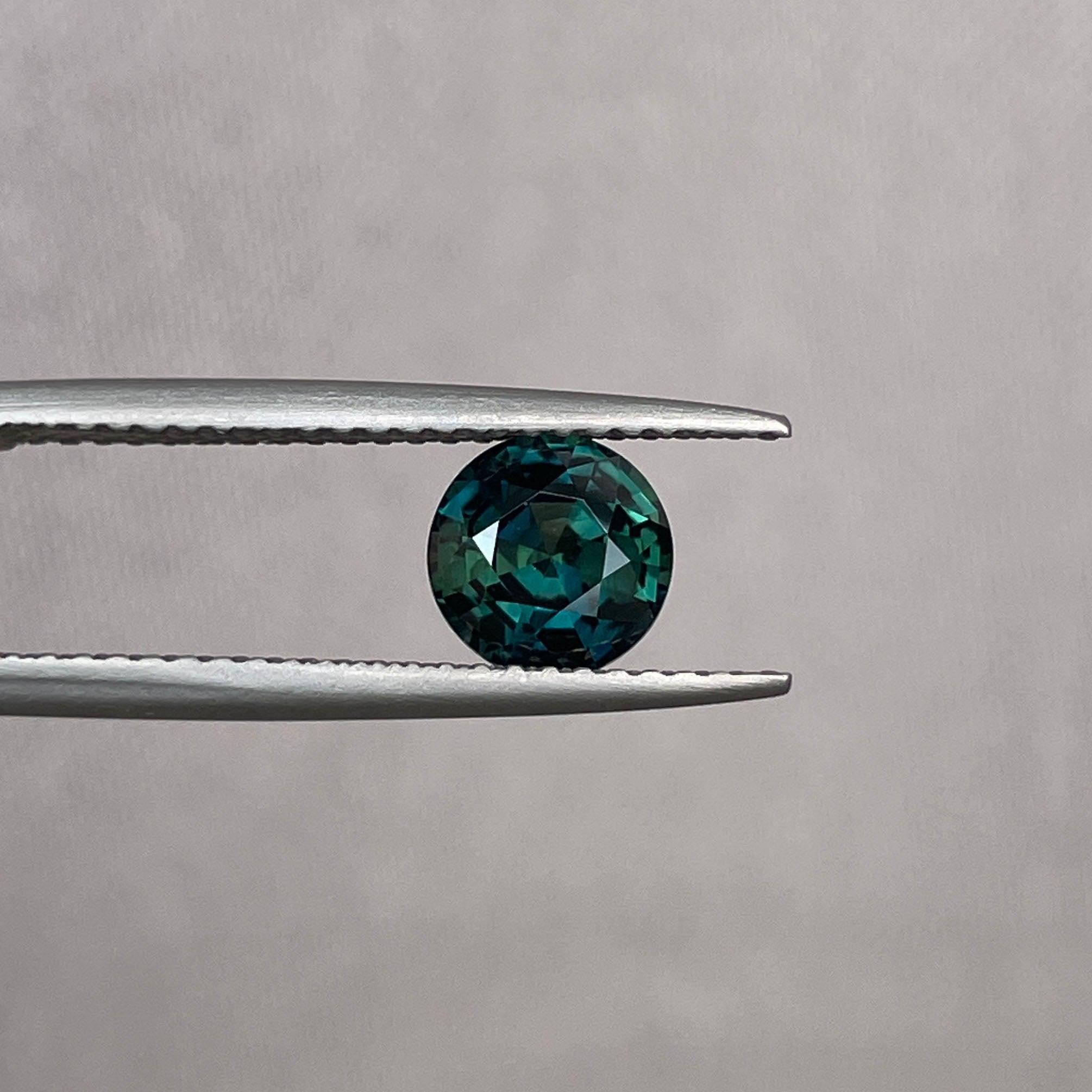 blue green sapphire