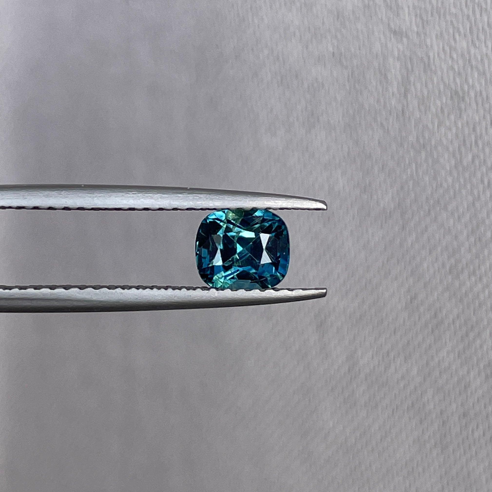 blue green sapphire