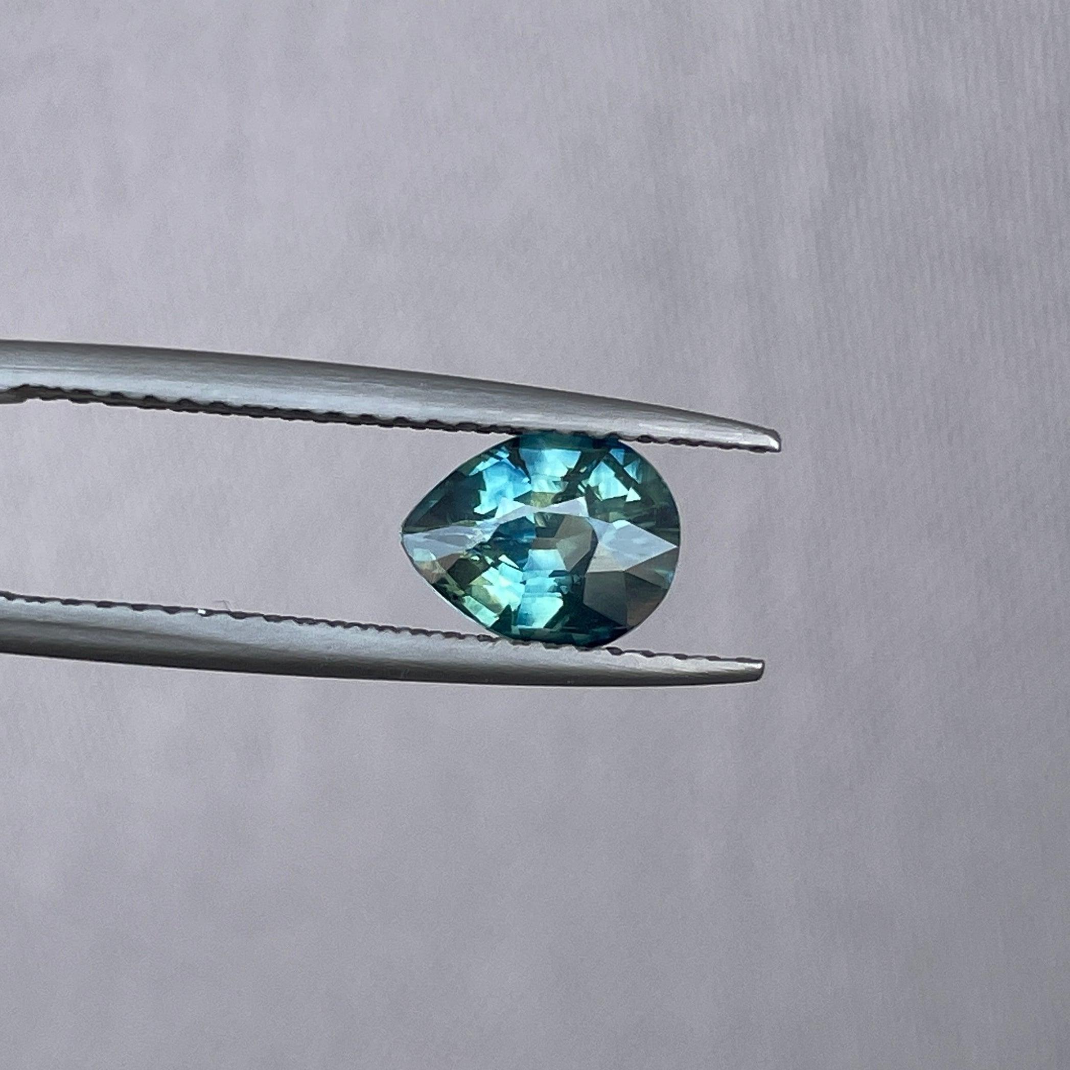 blue green sapphire