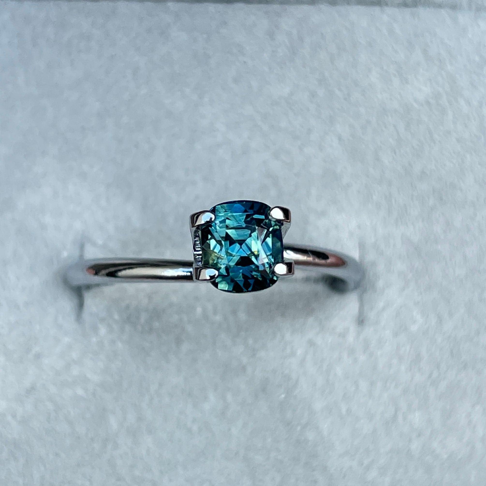blue green sapphire