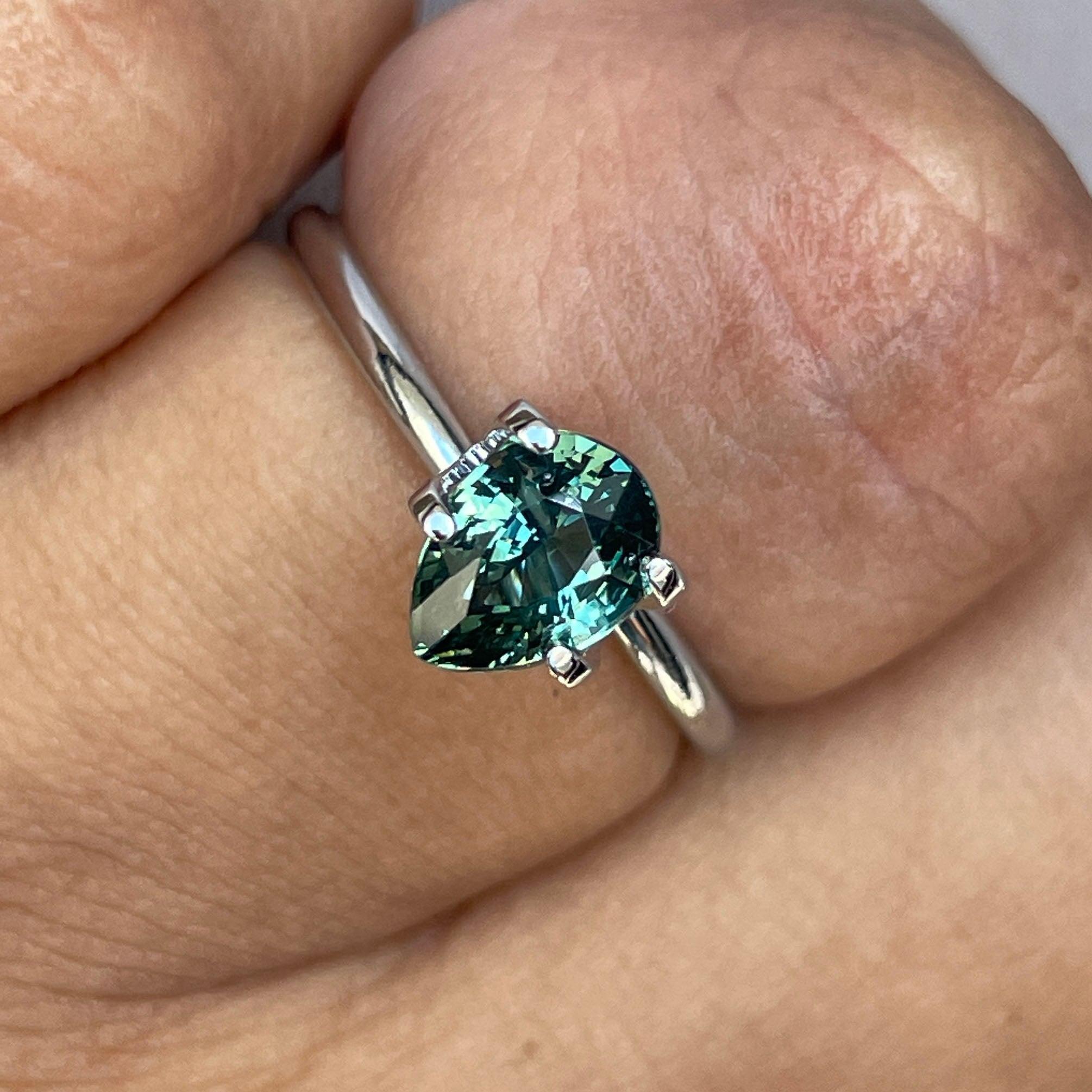 blue green sapphire