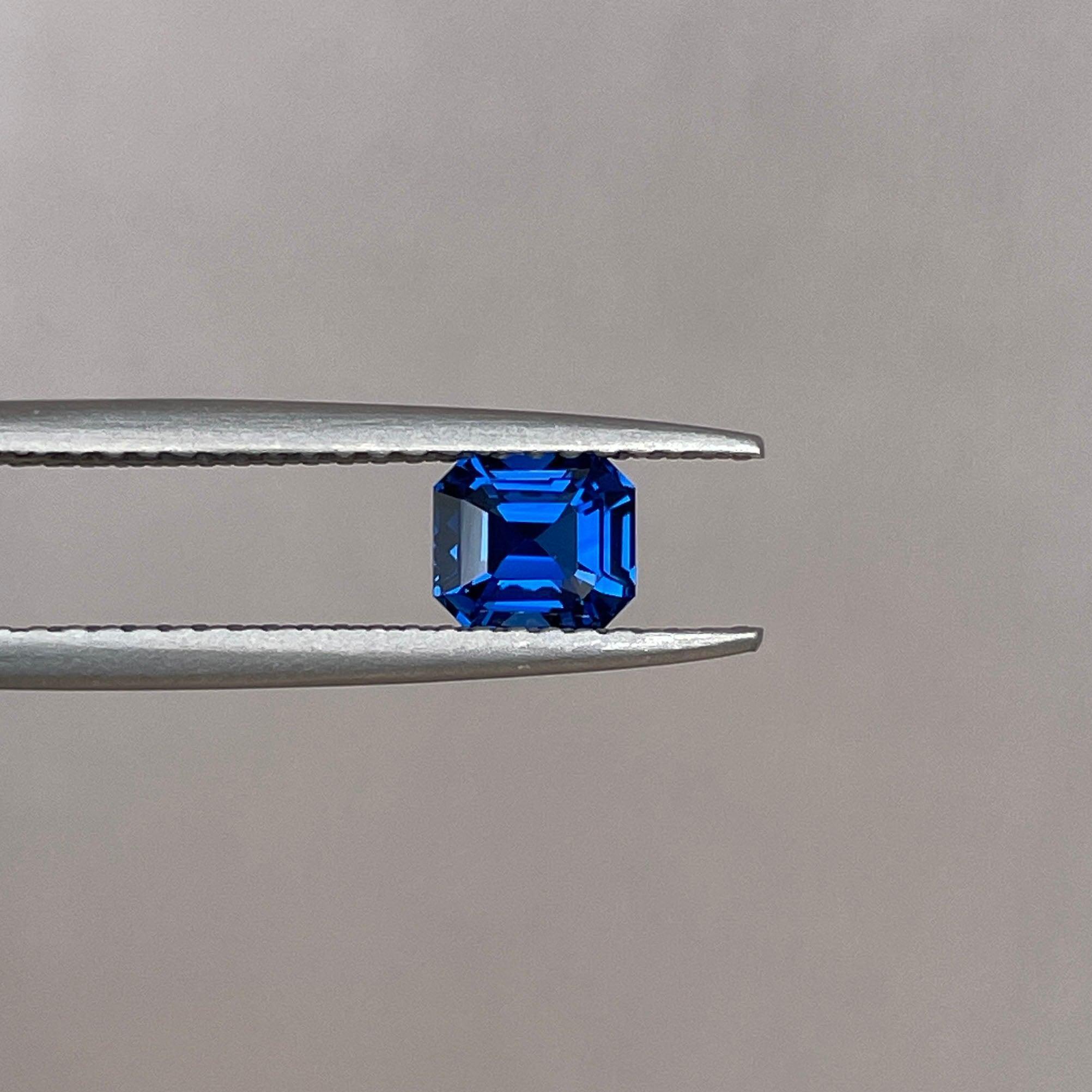 blue sapphire engagement rings
