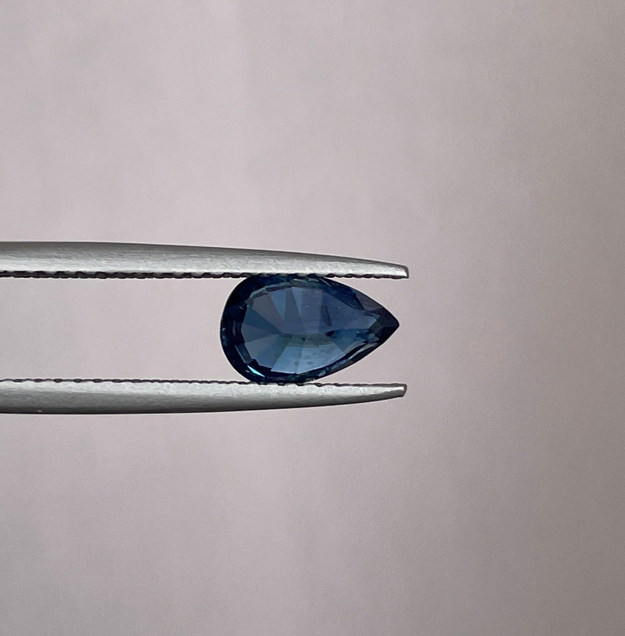 blue sapphire engagement rings