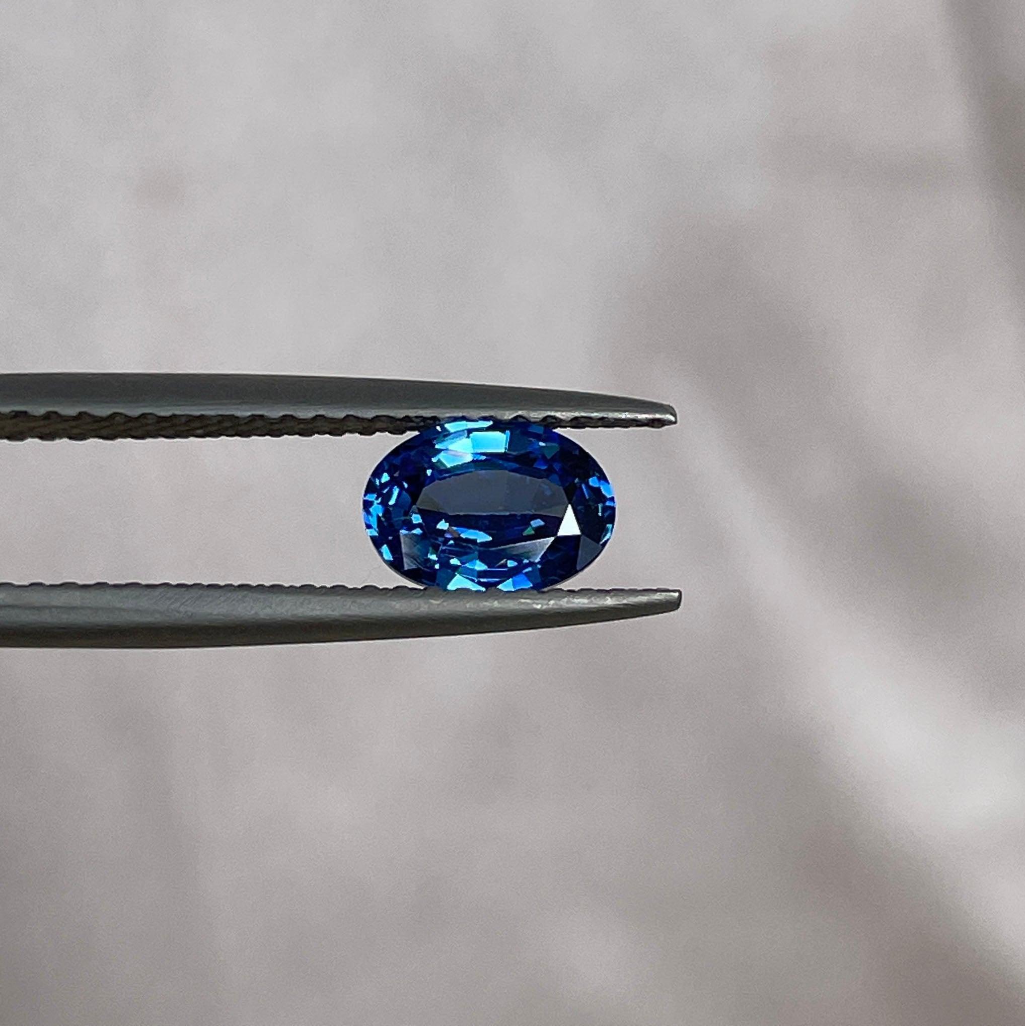 blue sapphire engagement rings