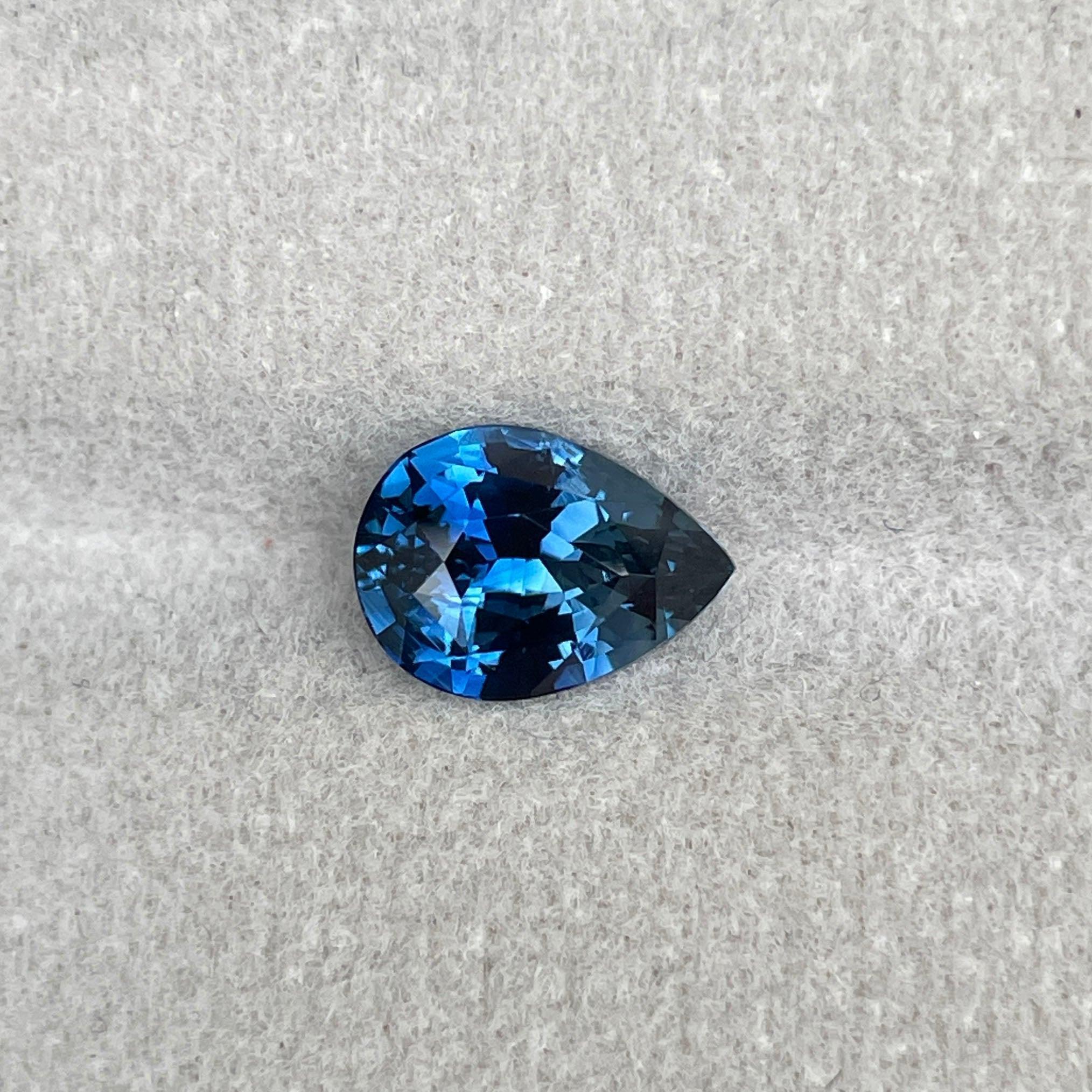 blue sapphire engagement rings