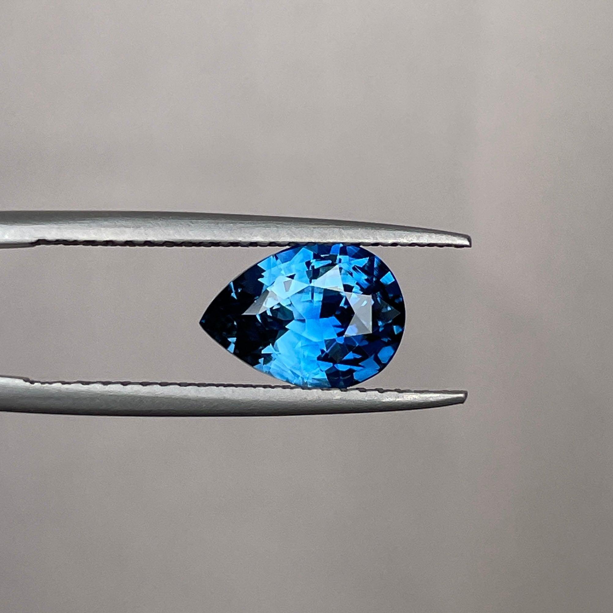 blue sapphire engagement rings