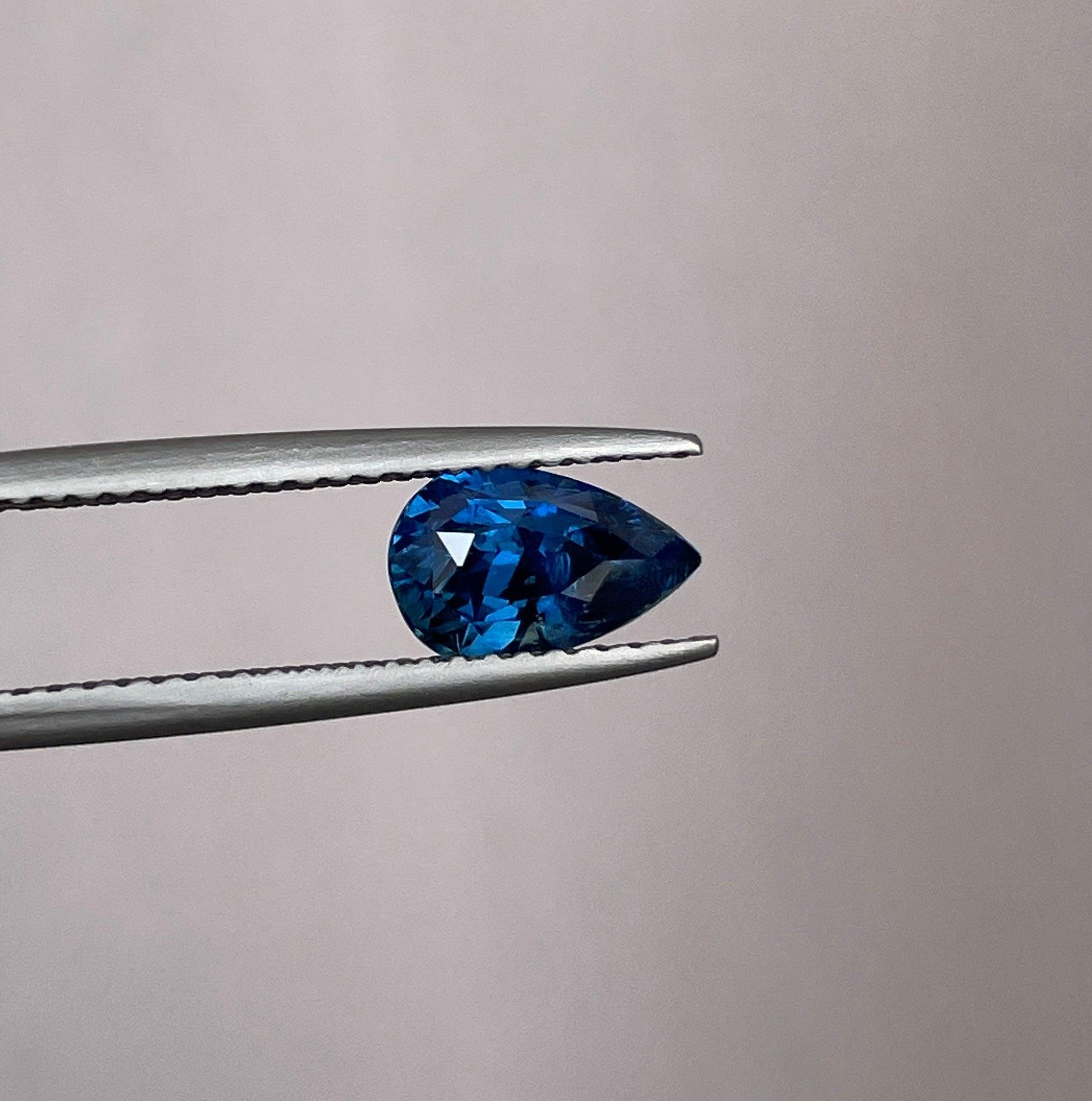 blue sapphire engagement rings