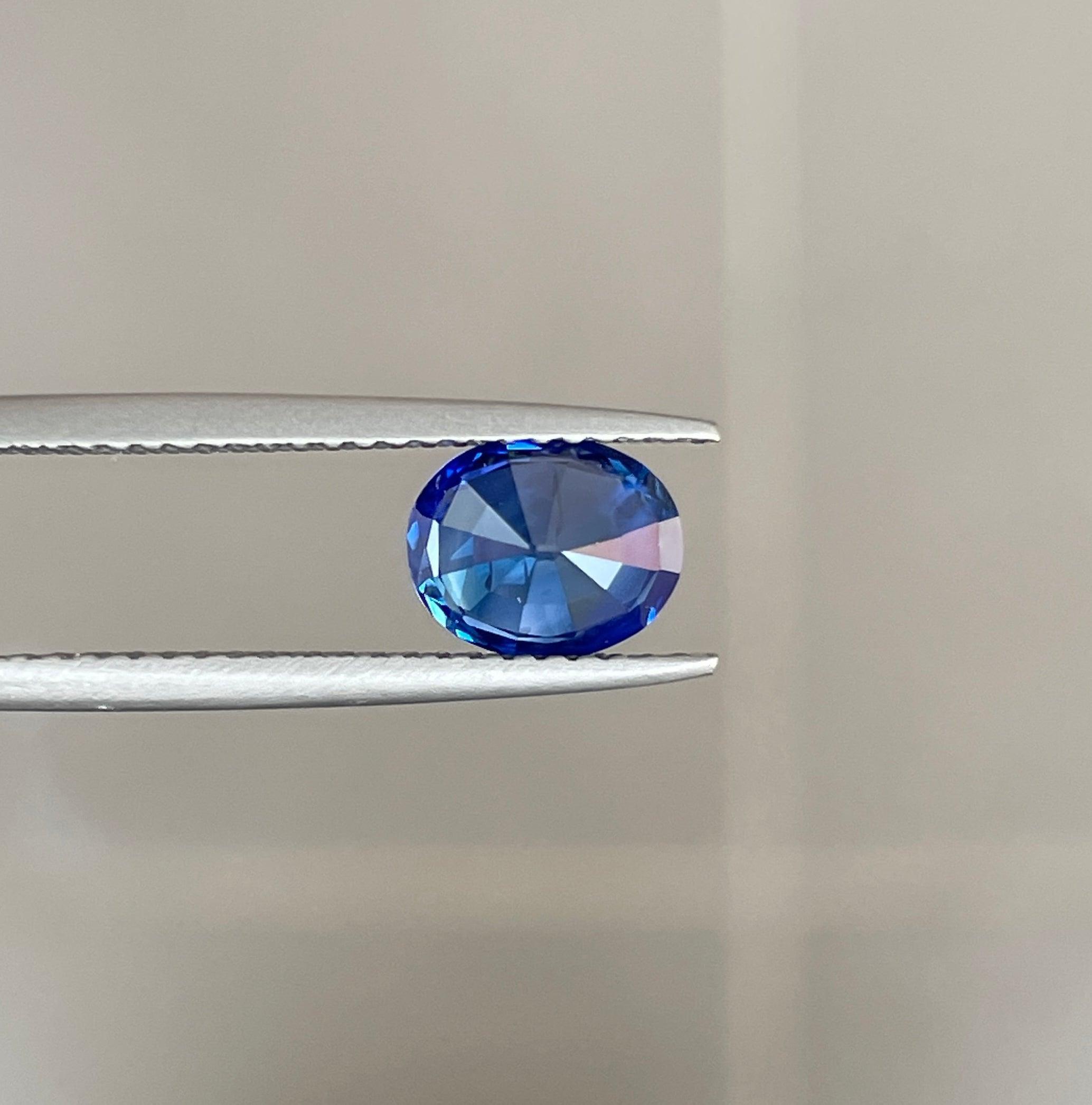 blue sapphire gemstone