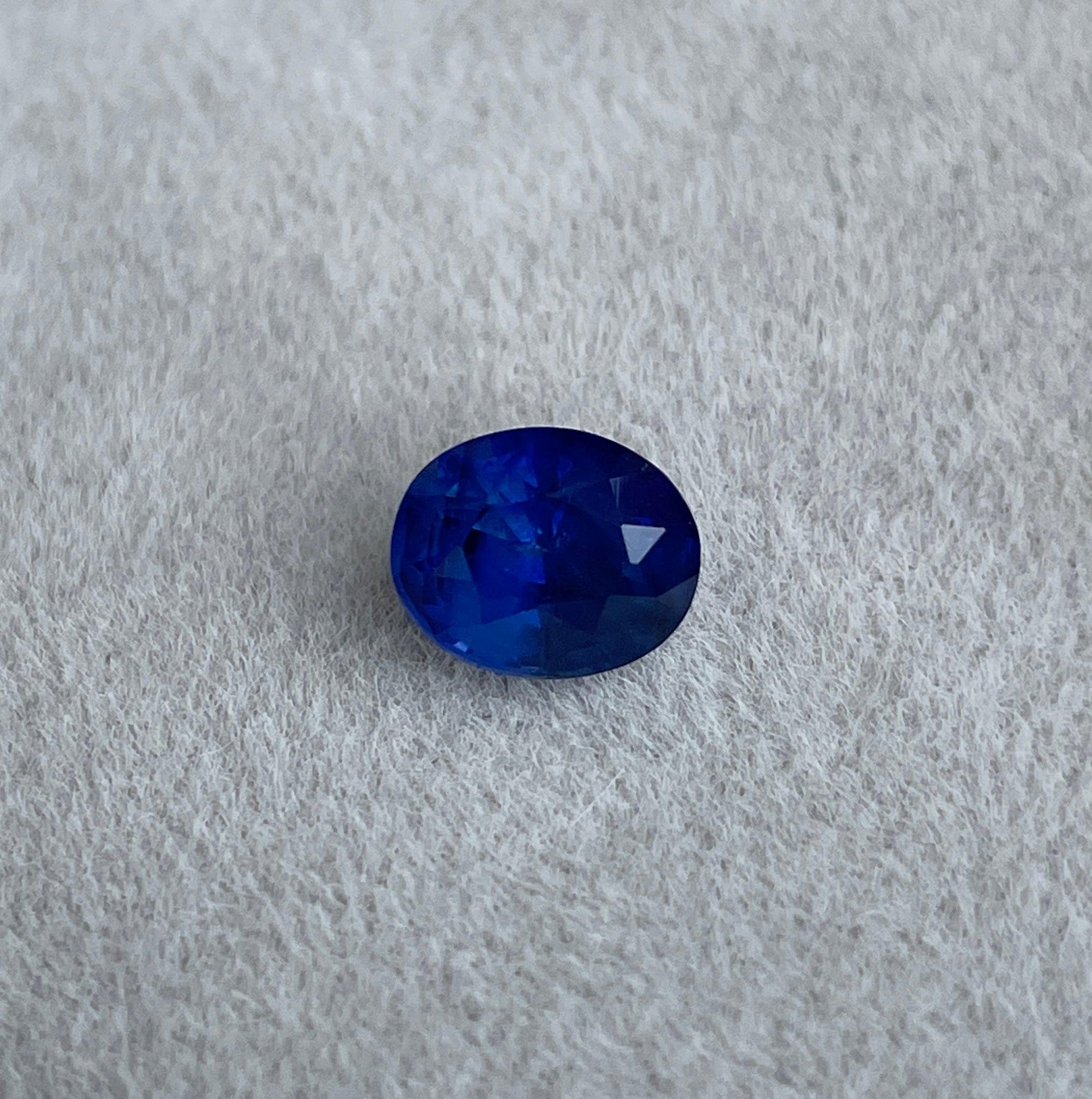 blue sapphire gemstone