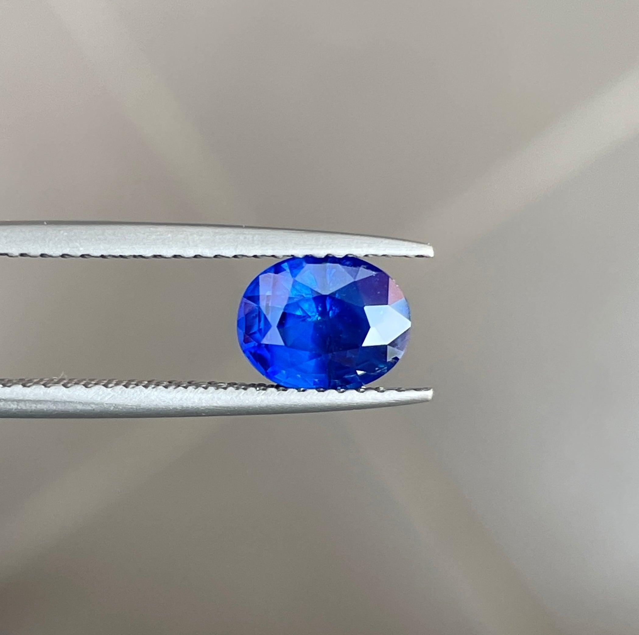blue sapphire gemstone