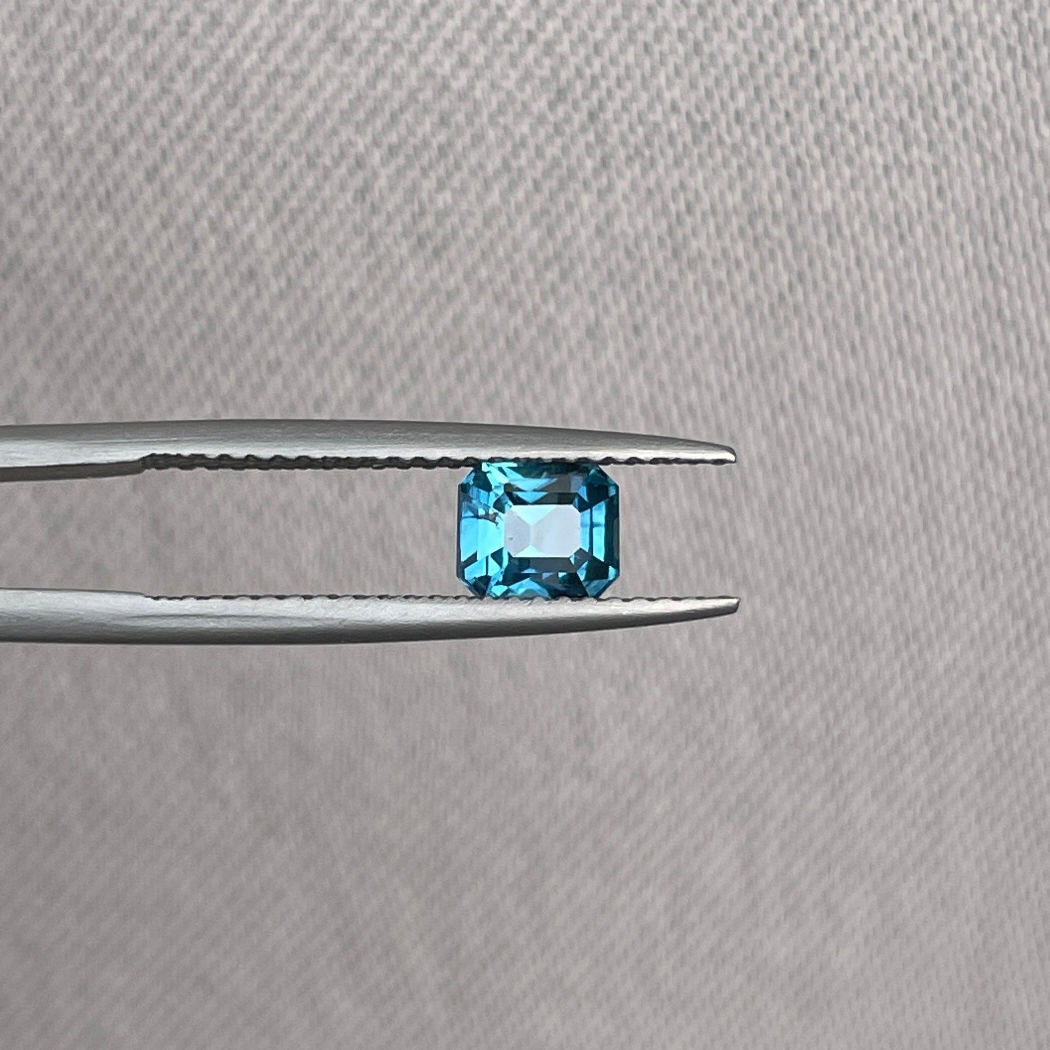 bluish green sapphire precious stone