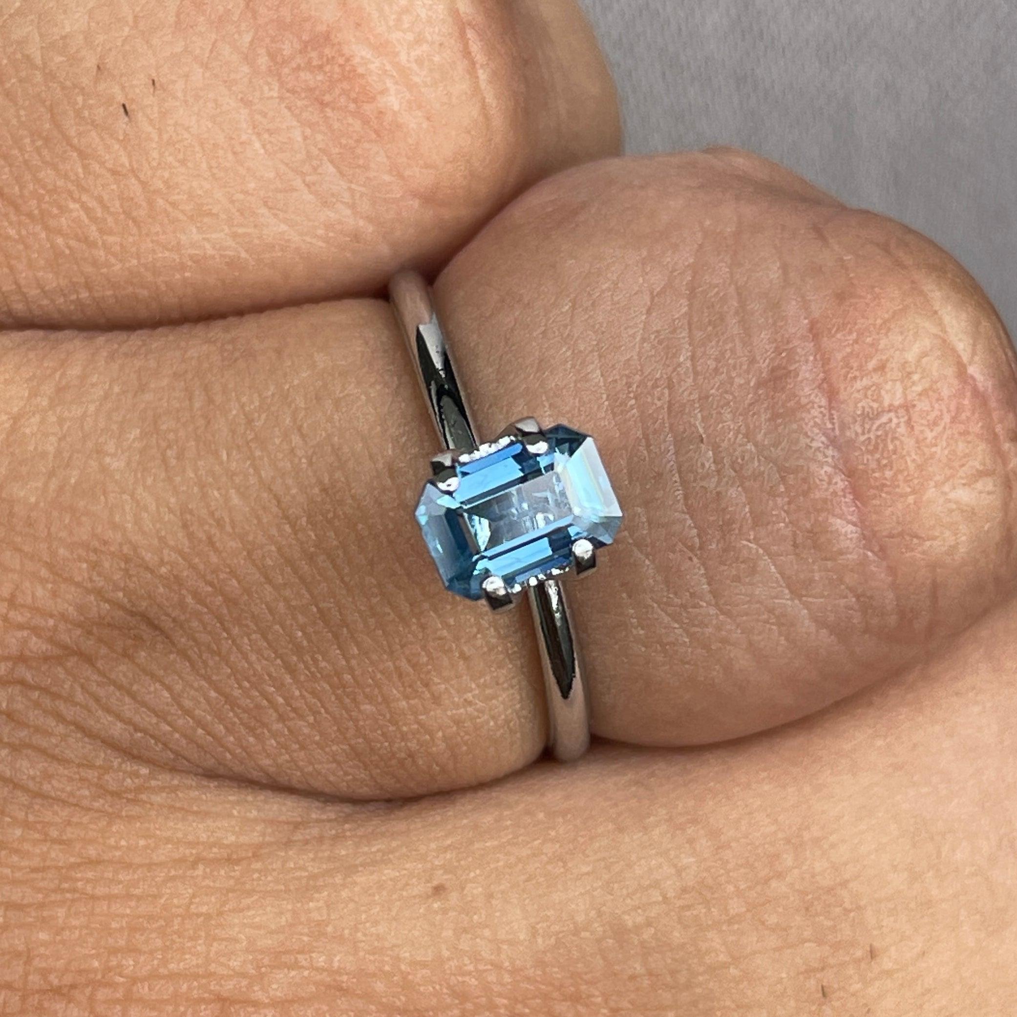 bluish green sapphire precious stone