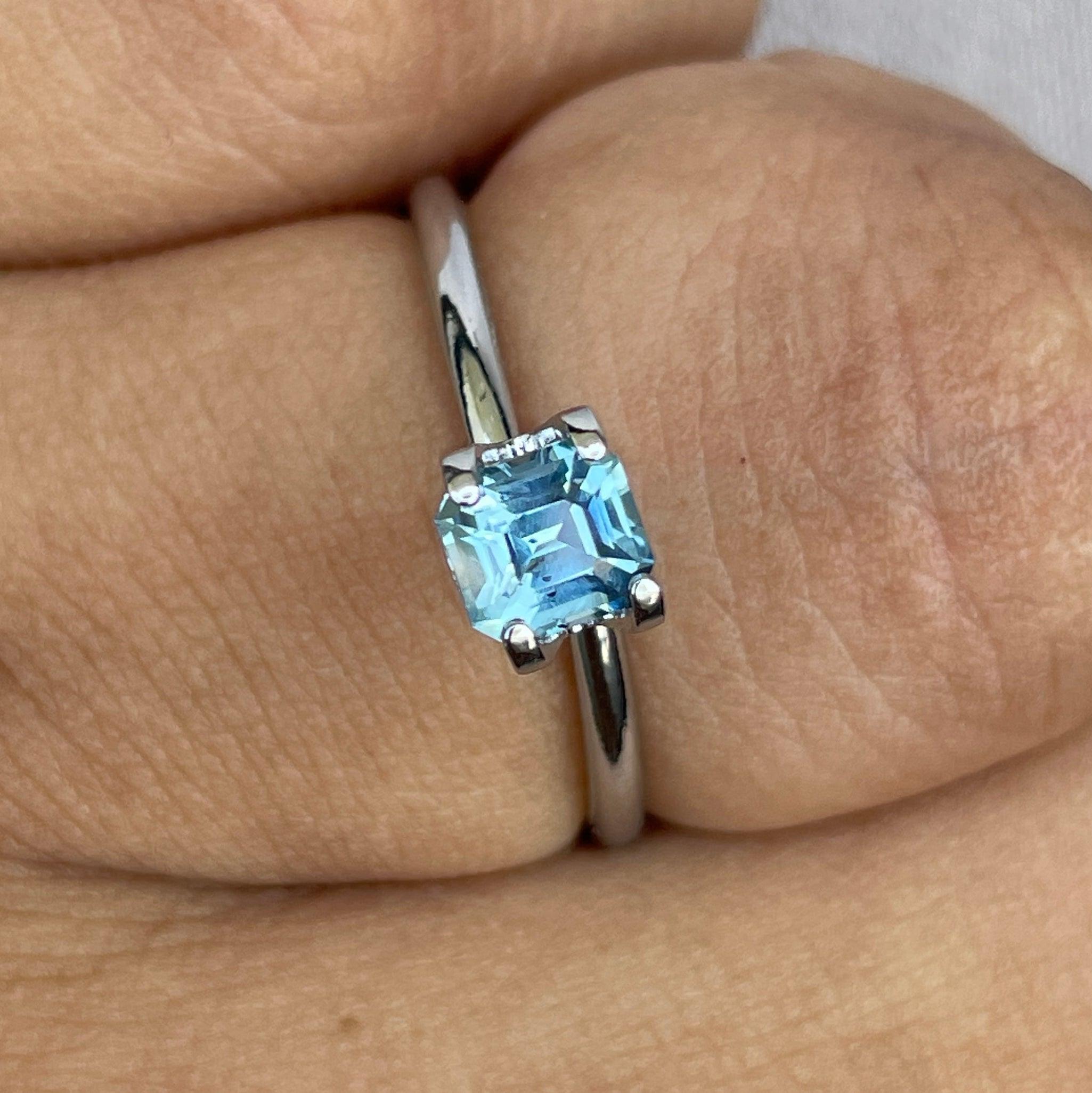 bluish green sapphire precious stone