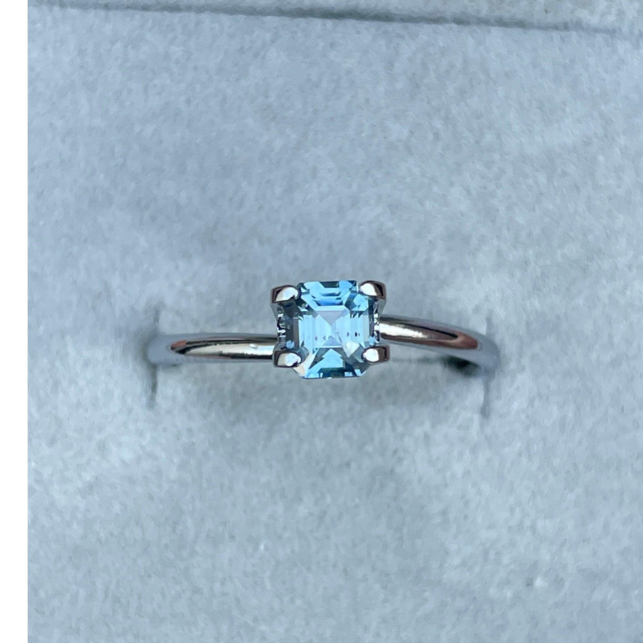 bluish green sapphire precious stone