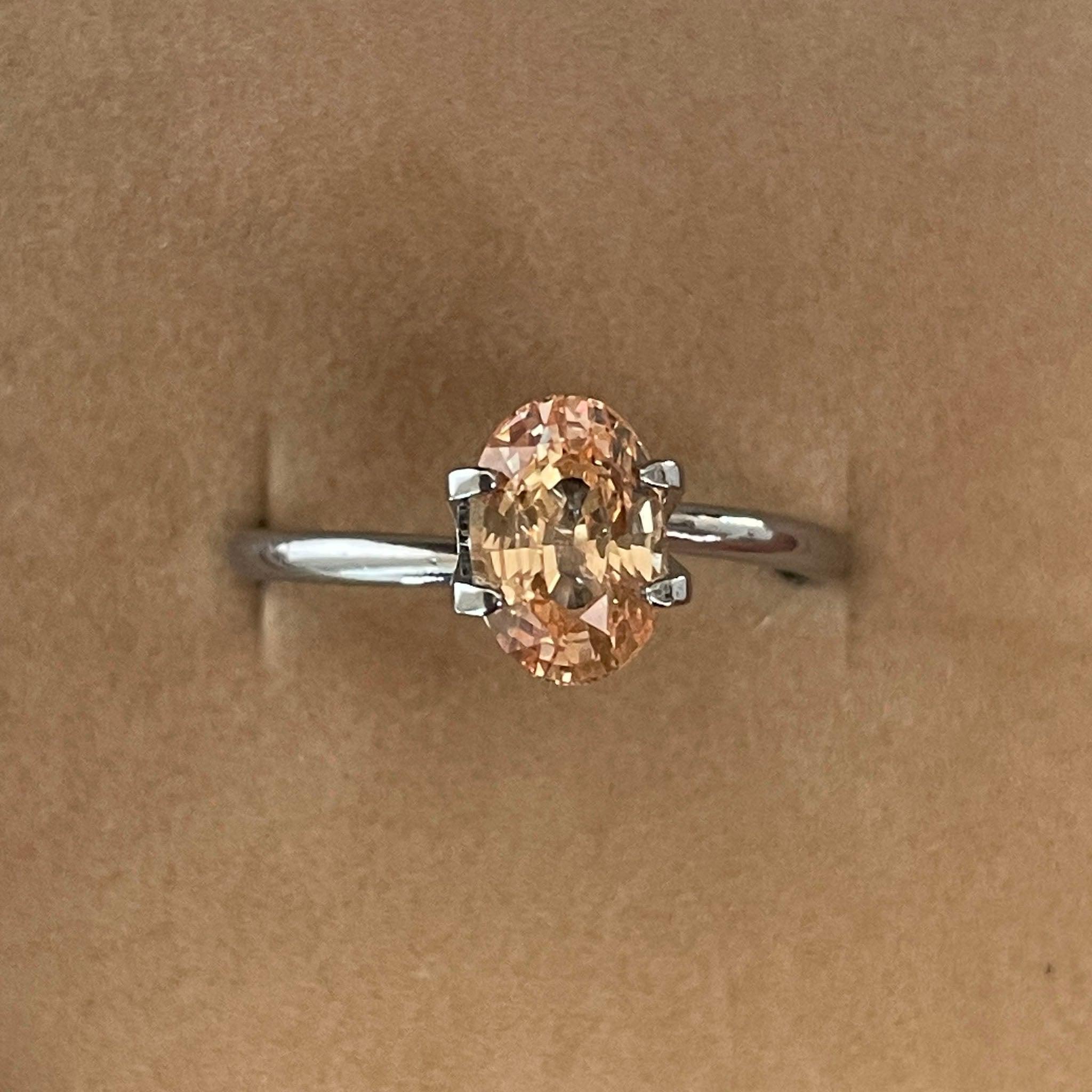 champagne sapphire stone
