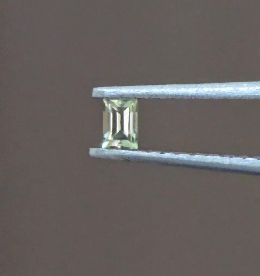 custom order. 3mm green sapphire baguette ring - NASHGEMS