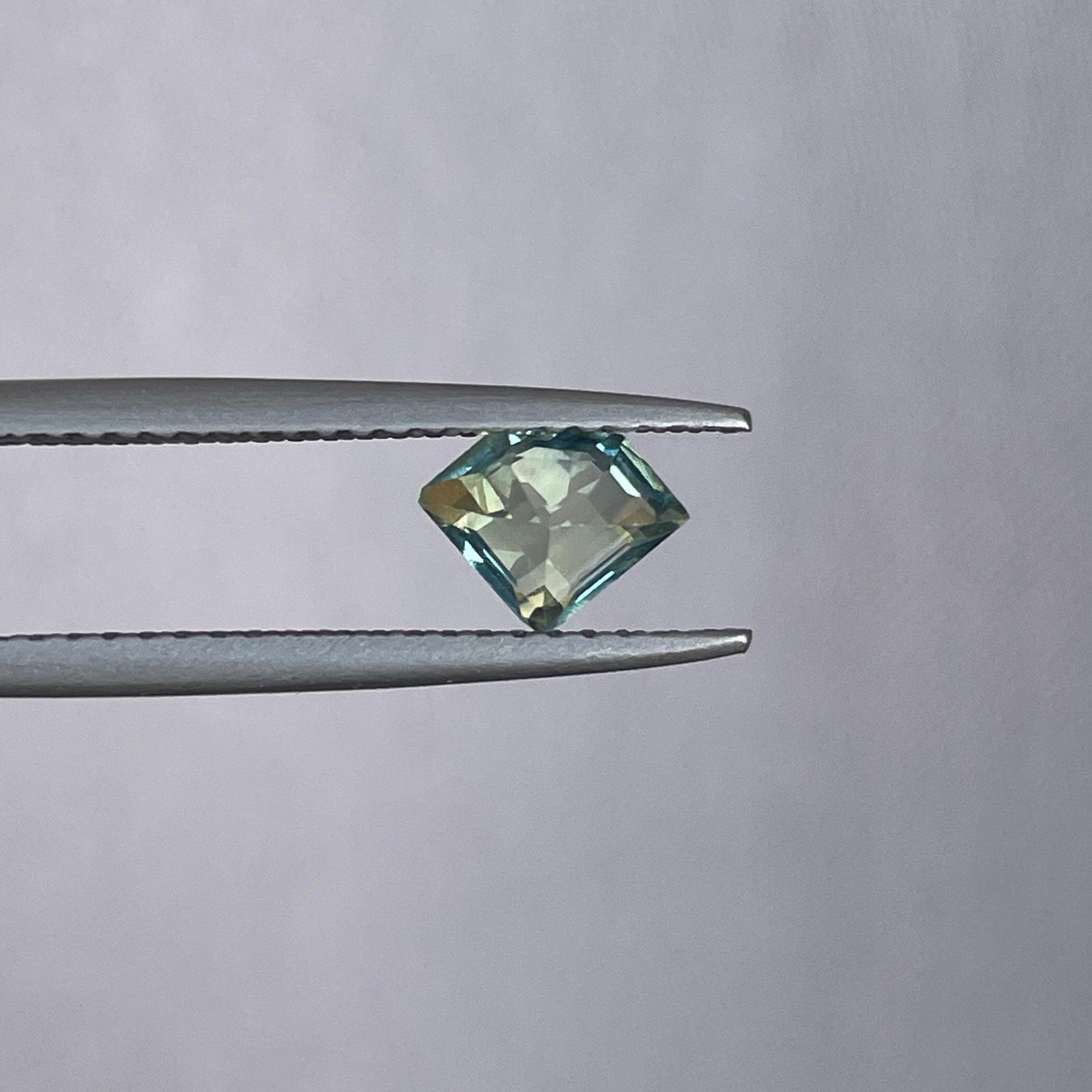 teal green parti colored loose sapphire