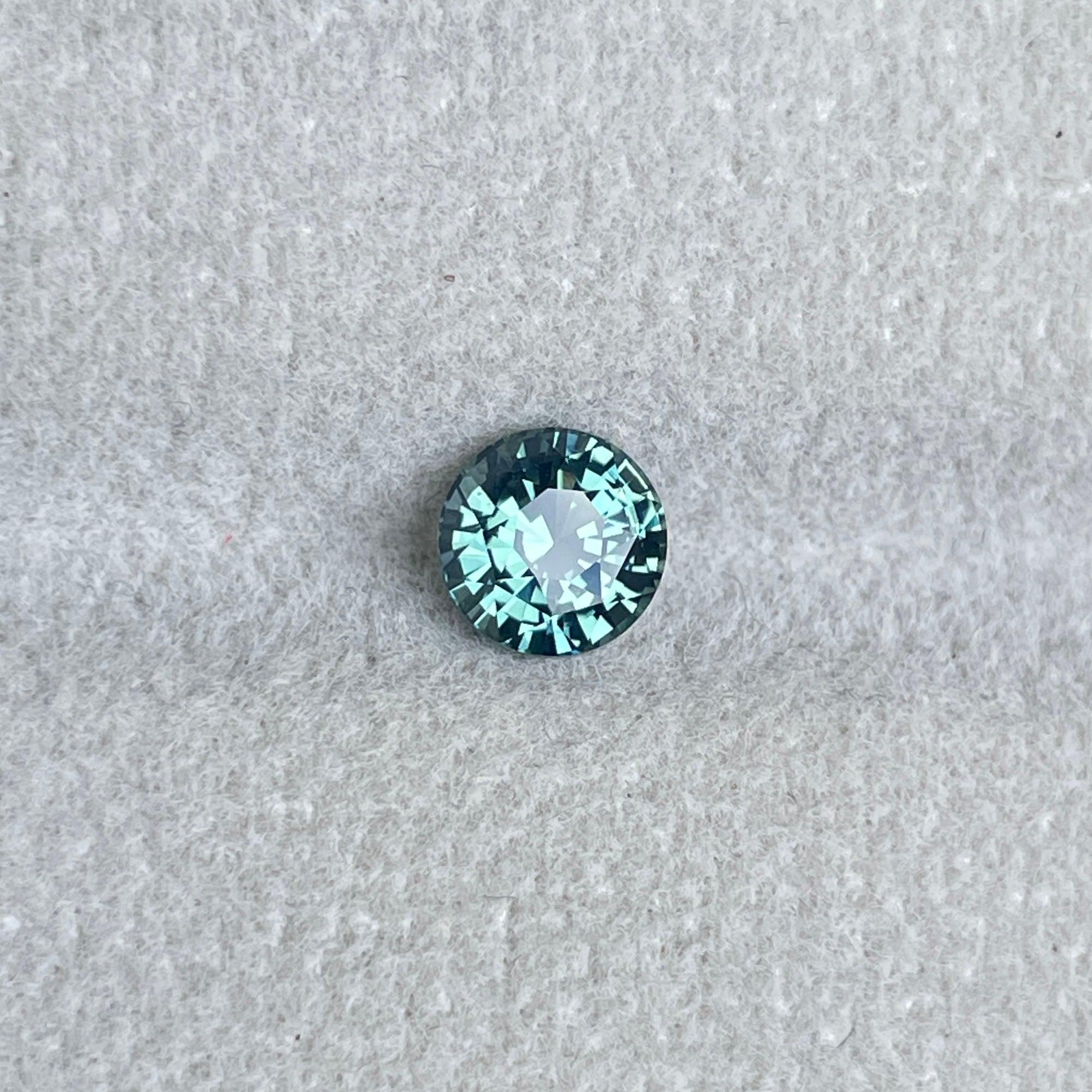 green sapphire loose gemstone 