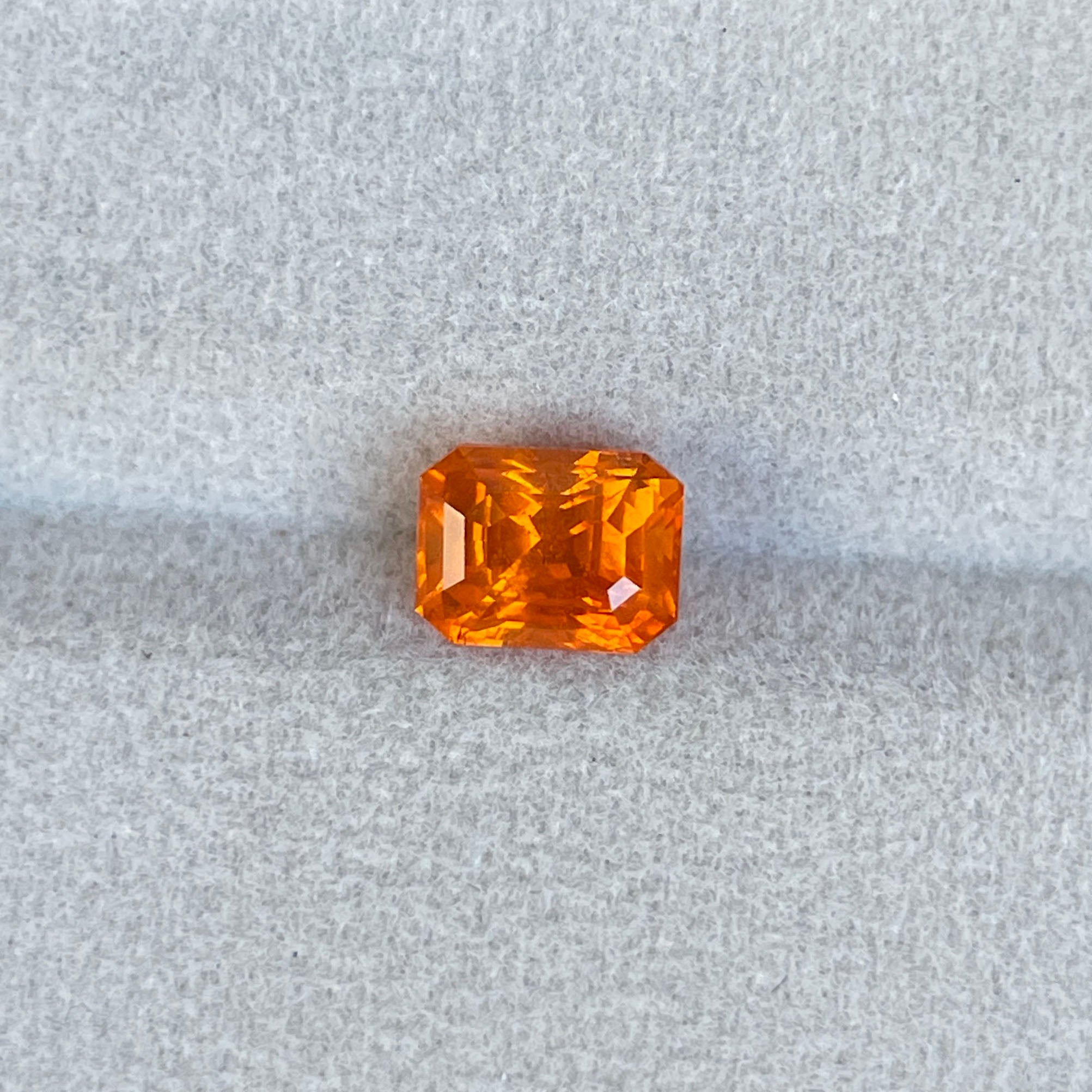 natural garnet emerald 2.68