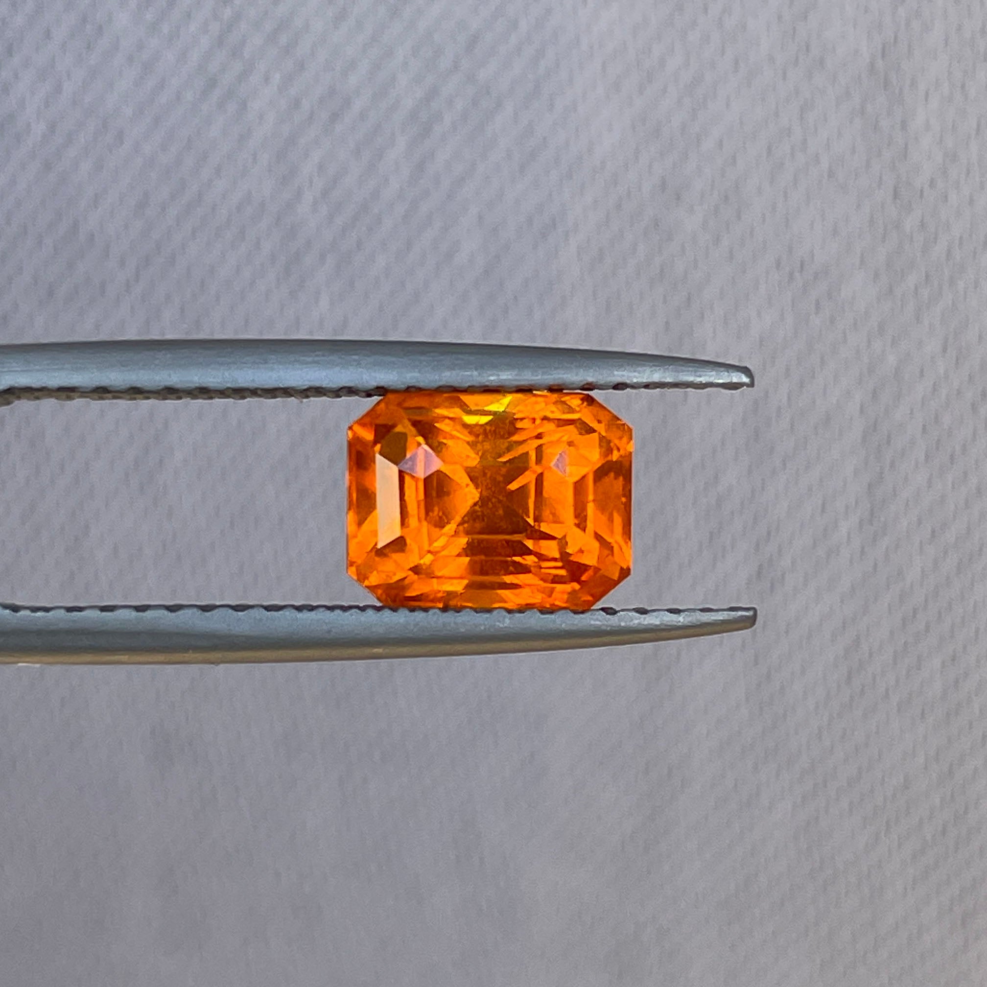 natural garnet emerald 2.68
