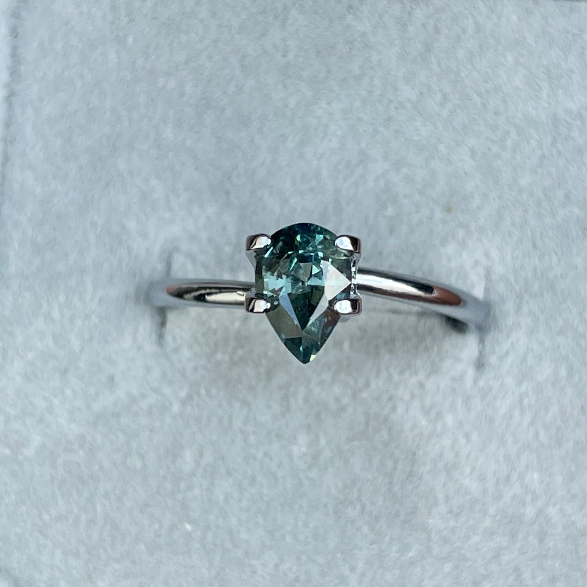 natural green sapphire gemstone