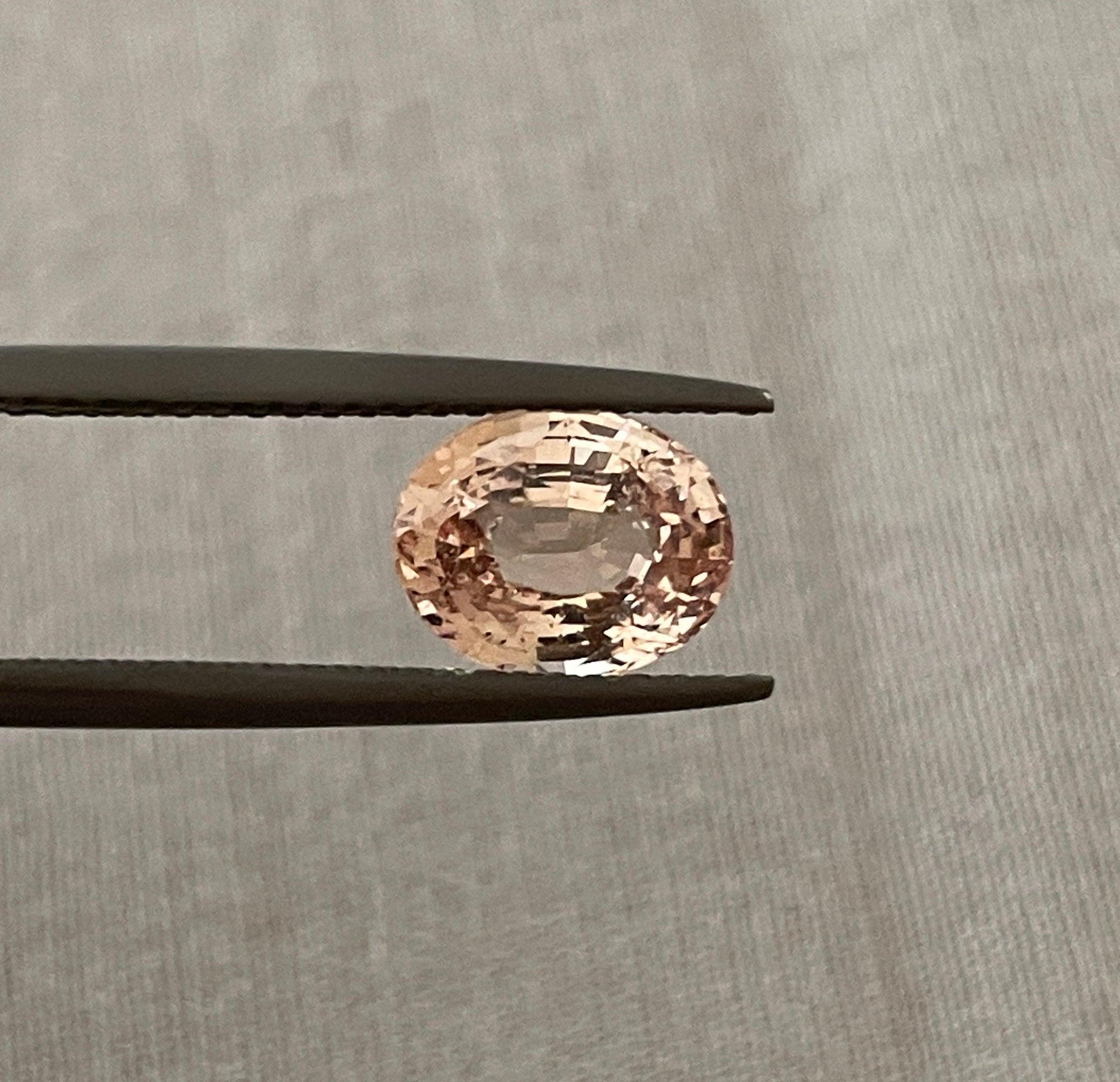 peach sapphire gemstone