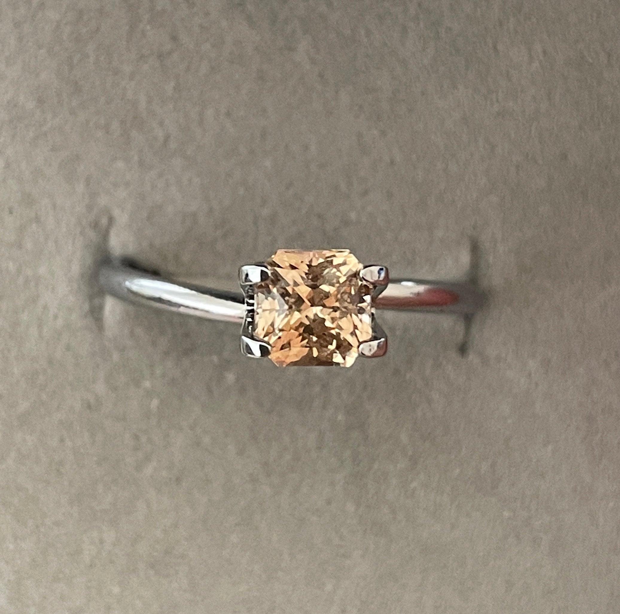 peach sapphire gemstone