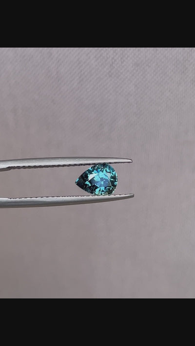 teal blue green parti sapphire pear drop cut gem 