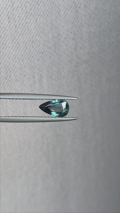 bluish green sapphire precious stone 23bfd