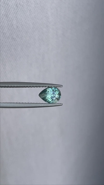 green sapphire 1.09 crt