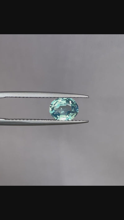 Green sapphire 
