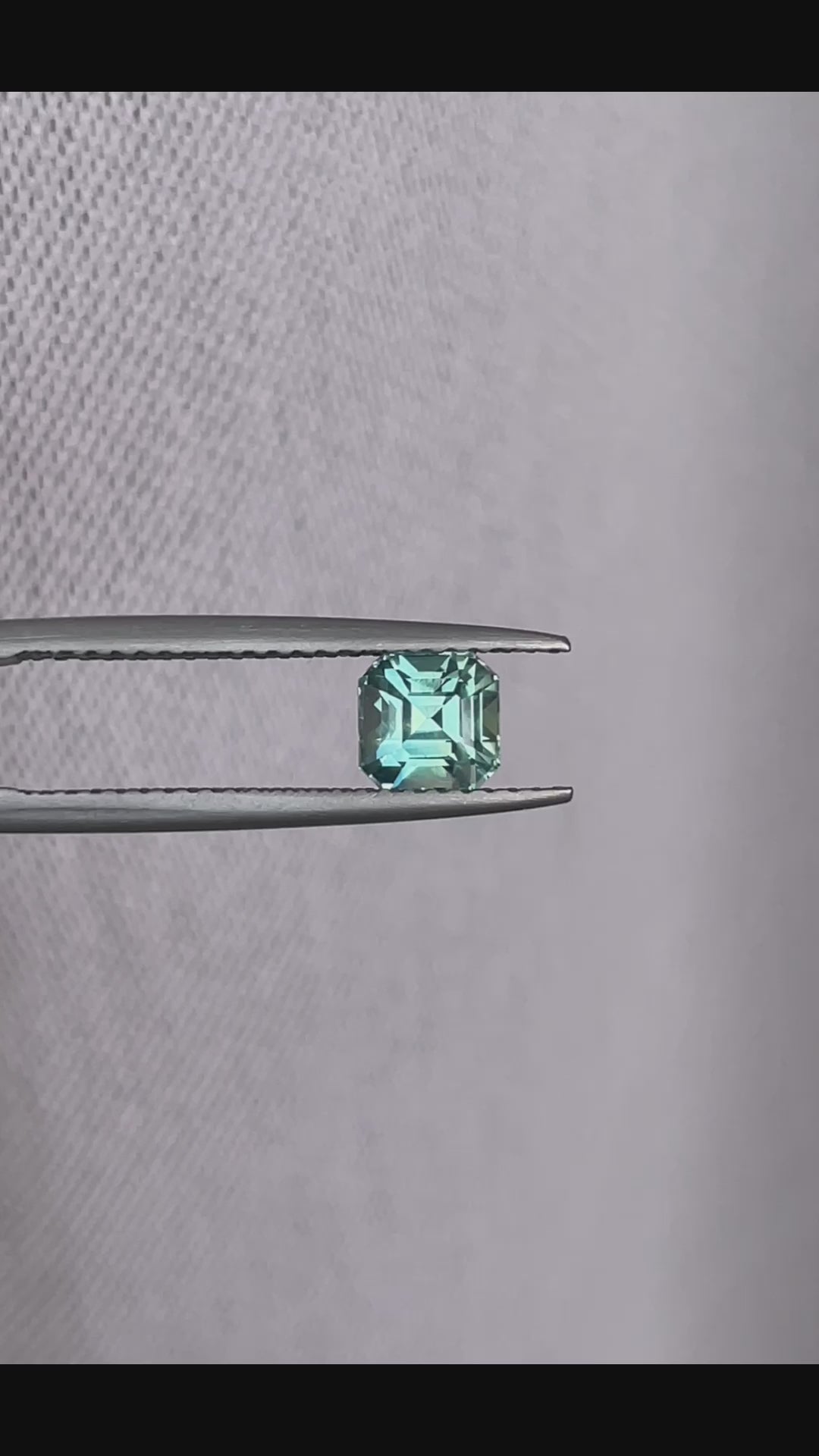 bluish green sapphire precious stone lsdgs