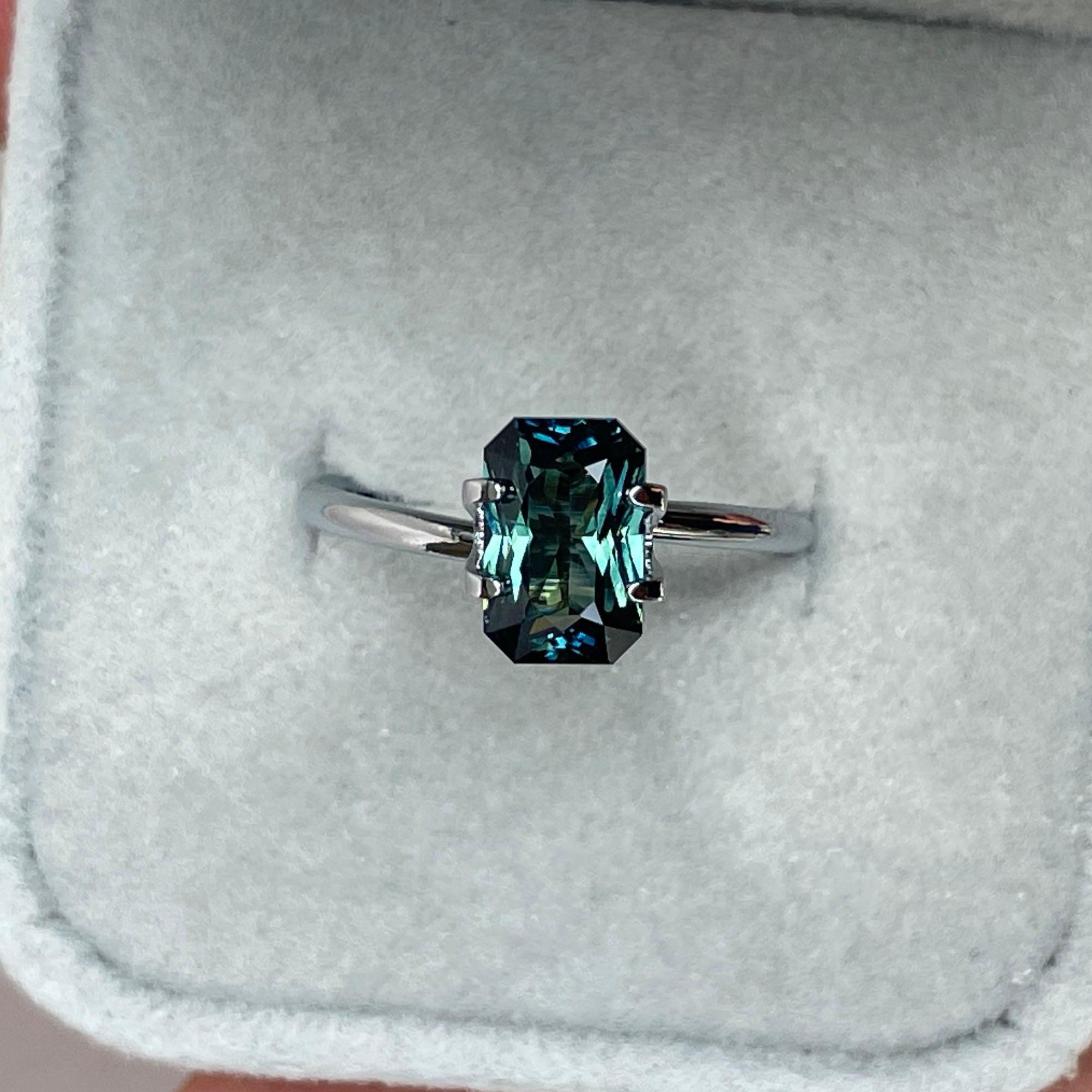 teal blue green gemstone sapphire