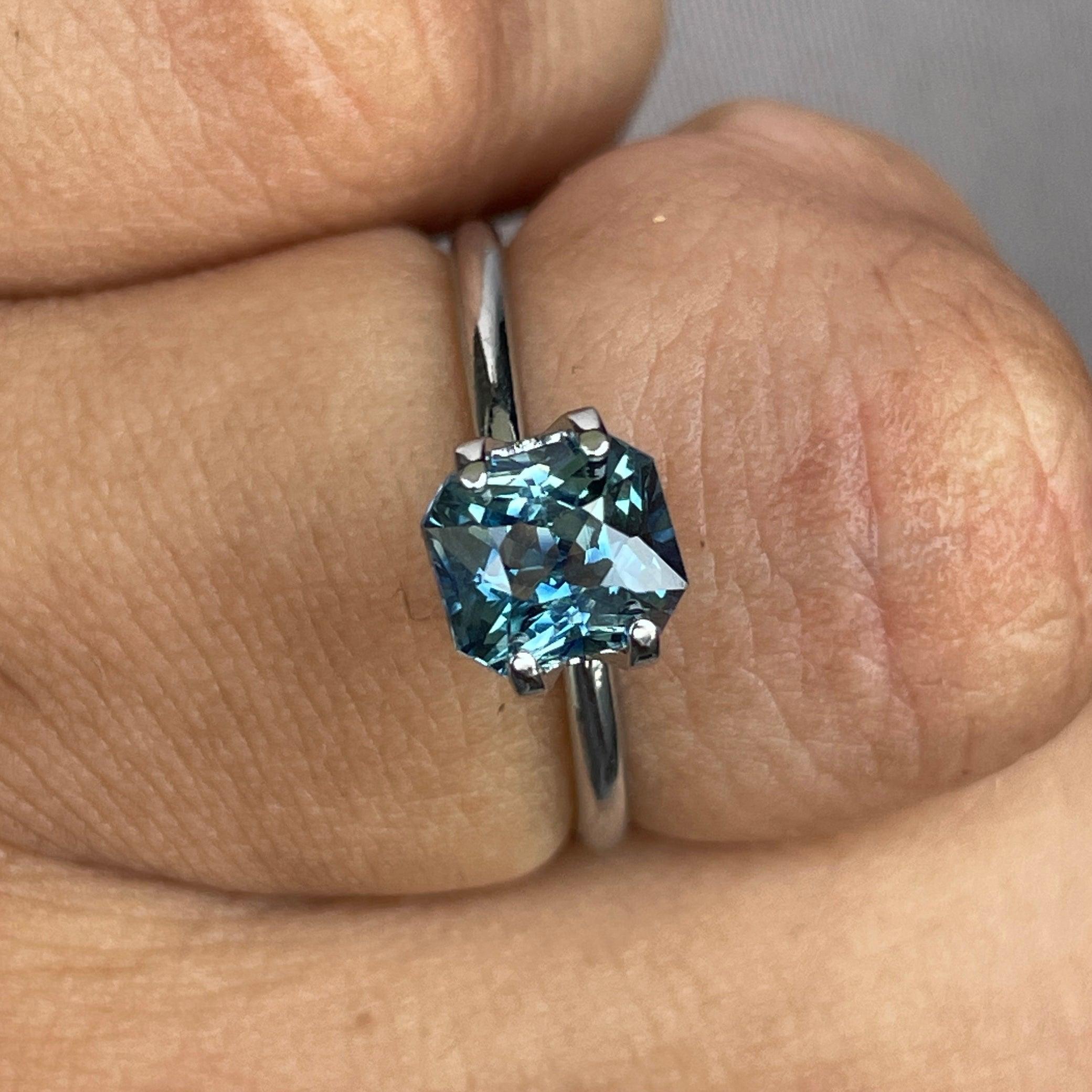 teal blue green gemstone sapphire