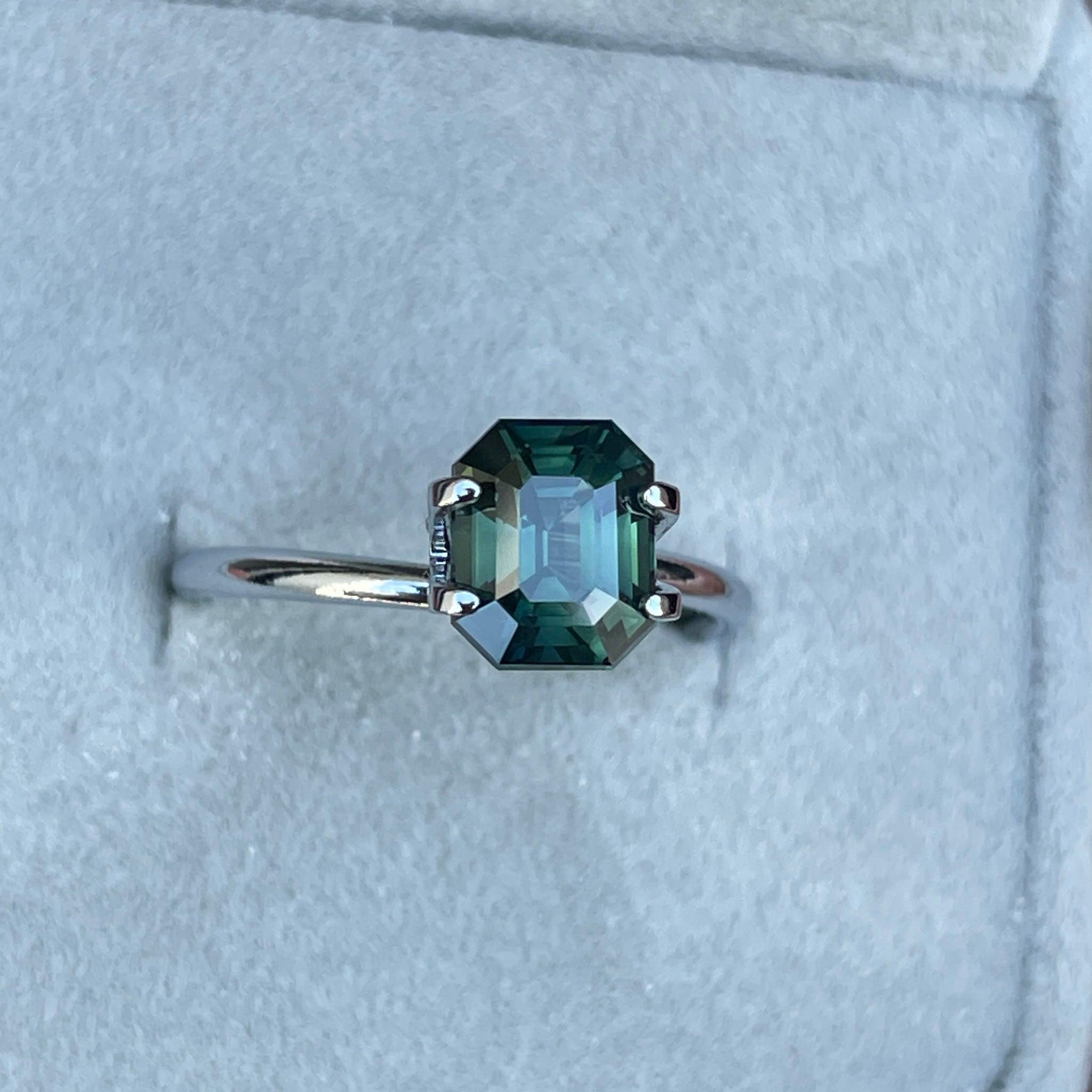 teal blue green gemstone sapphire