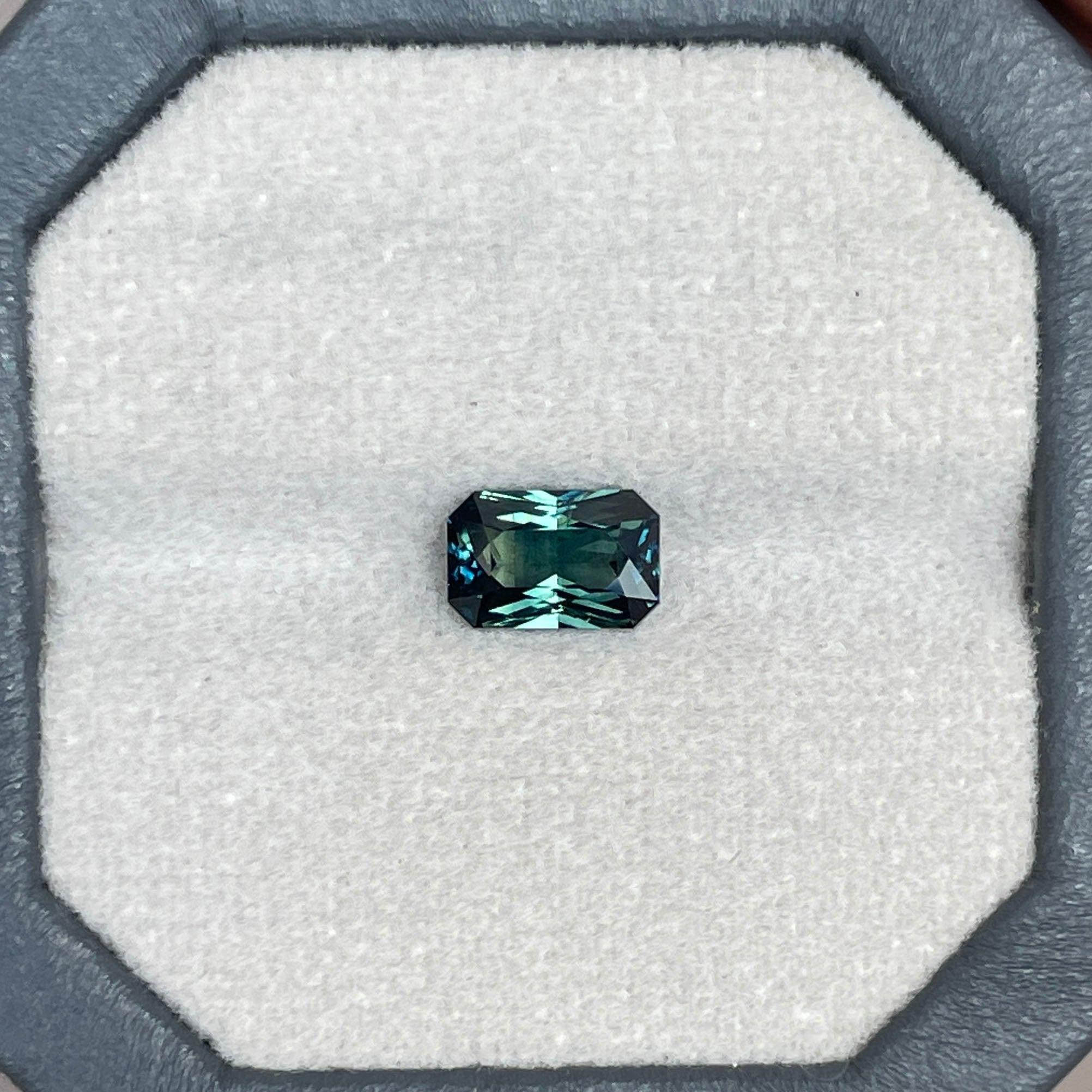 teal blue green gemstone sapphire