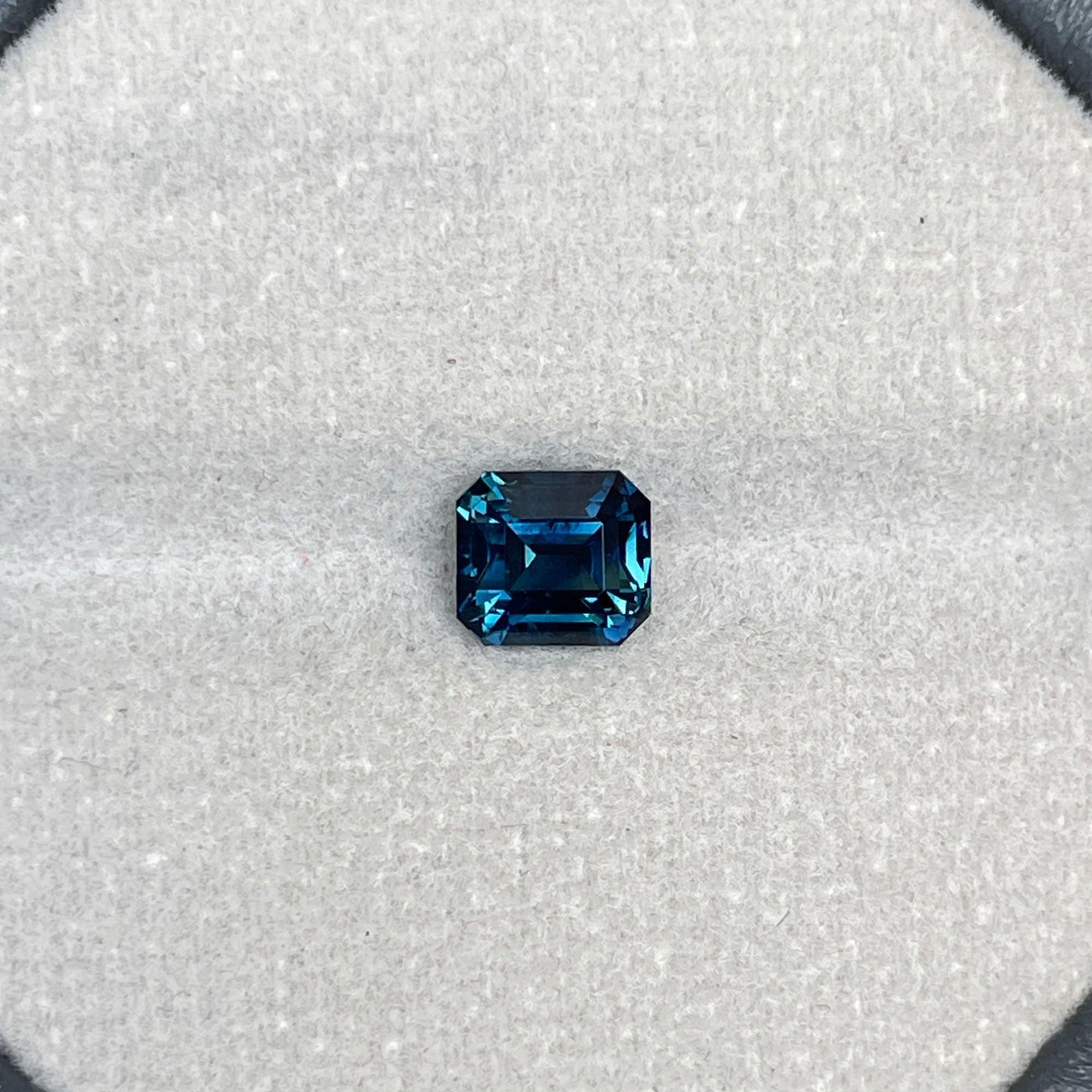 teal blue green gemstone sapphire