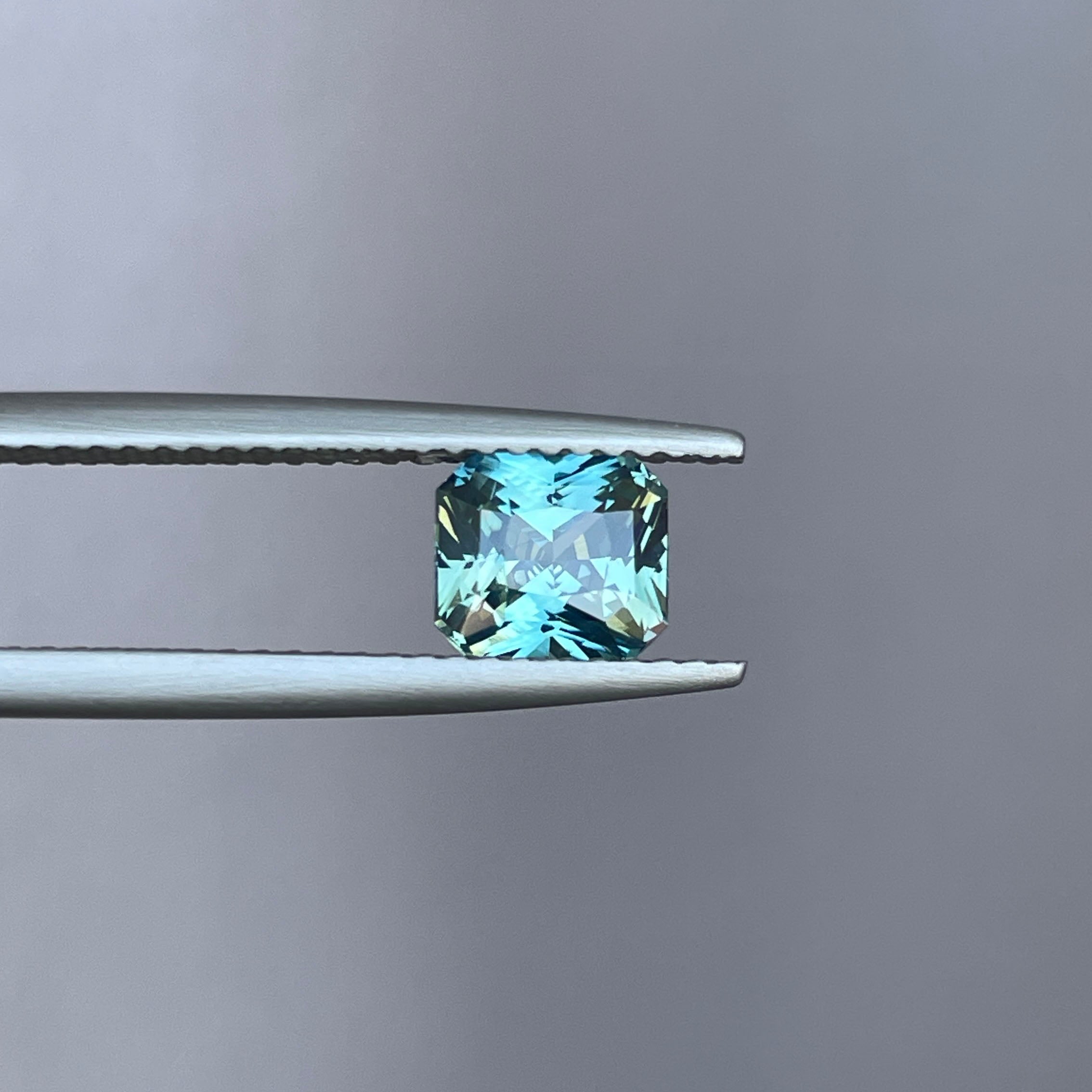 teal blue green sapphire radiant 1.46