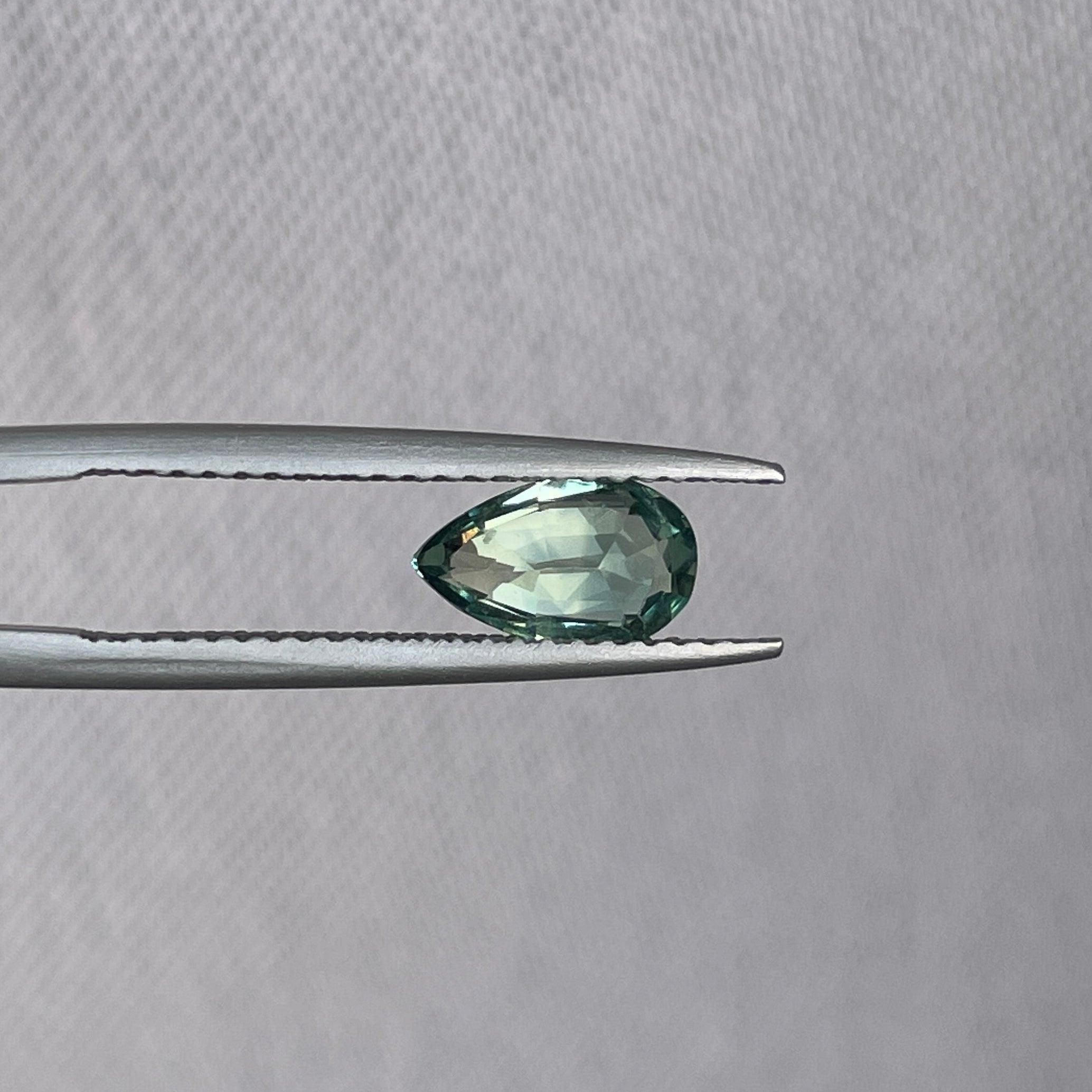 teal green parti colored loose sapphire