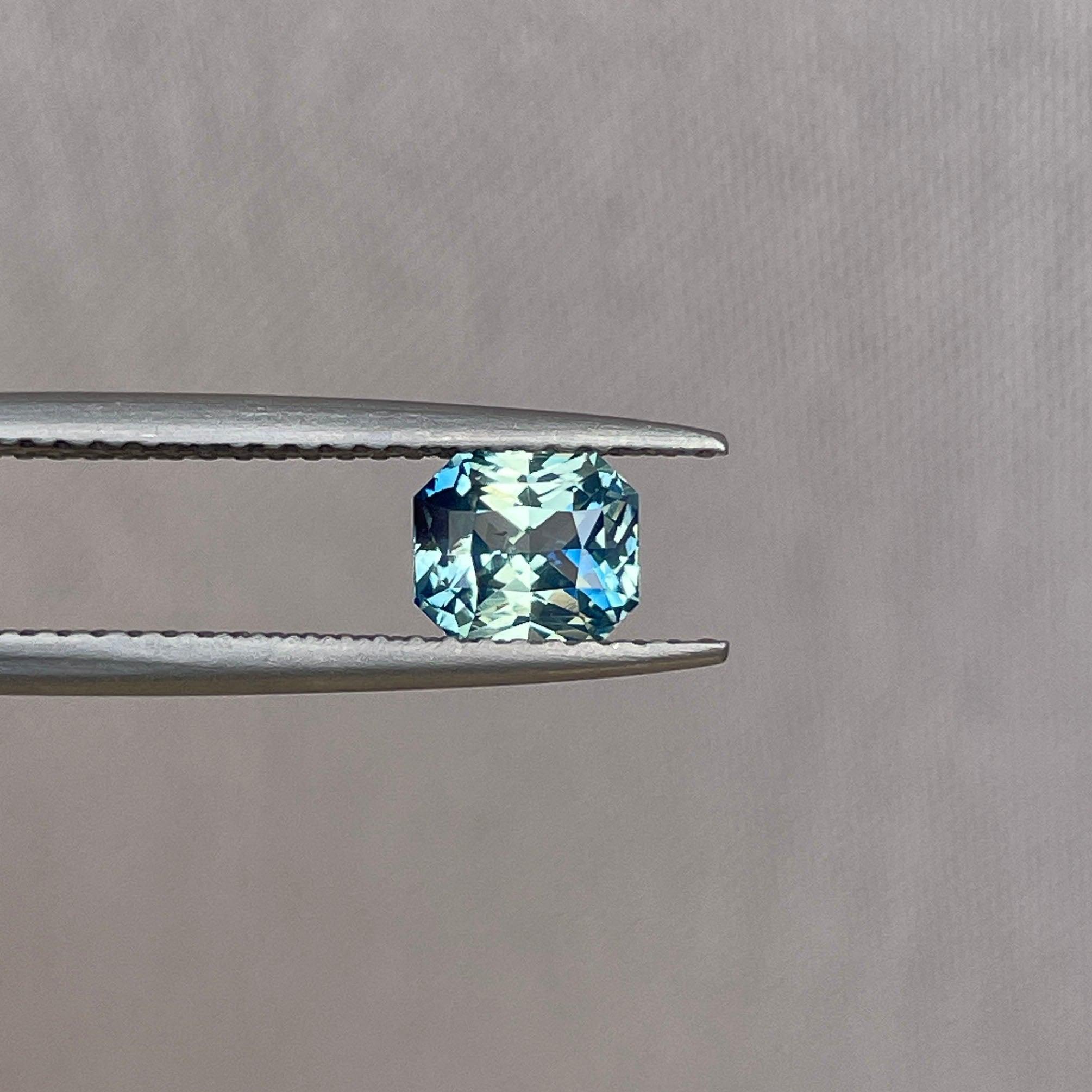 teal green parti colored loose sapphire