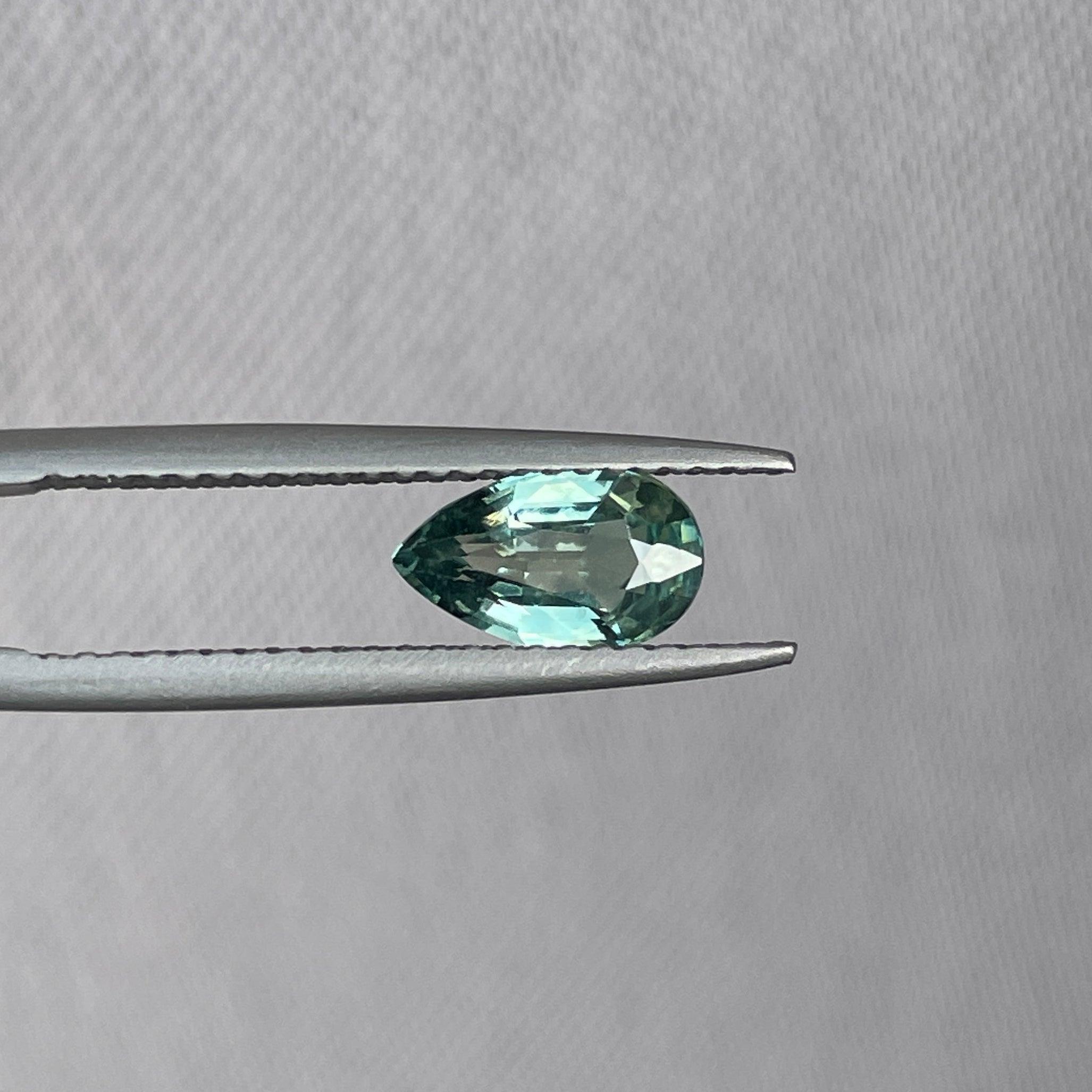 teal green parti colored loose sapphire