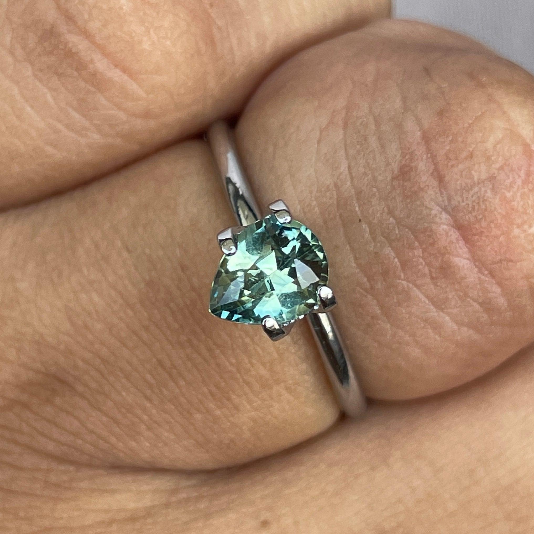 teal green parti colored loose sapphire