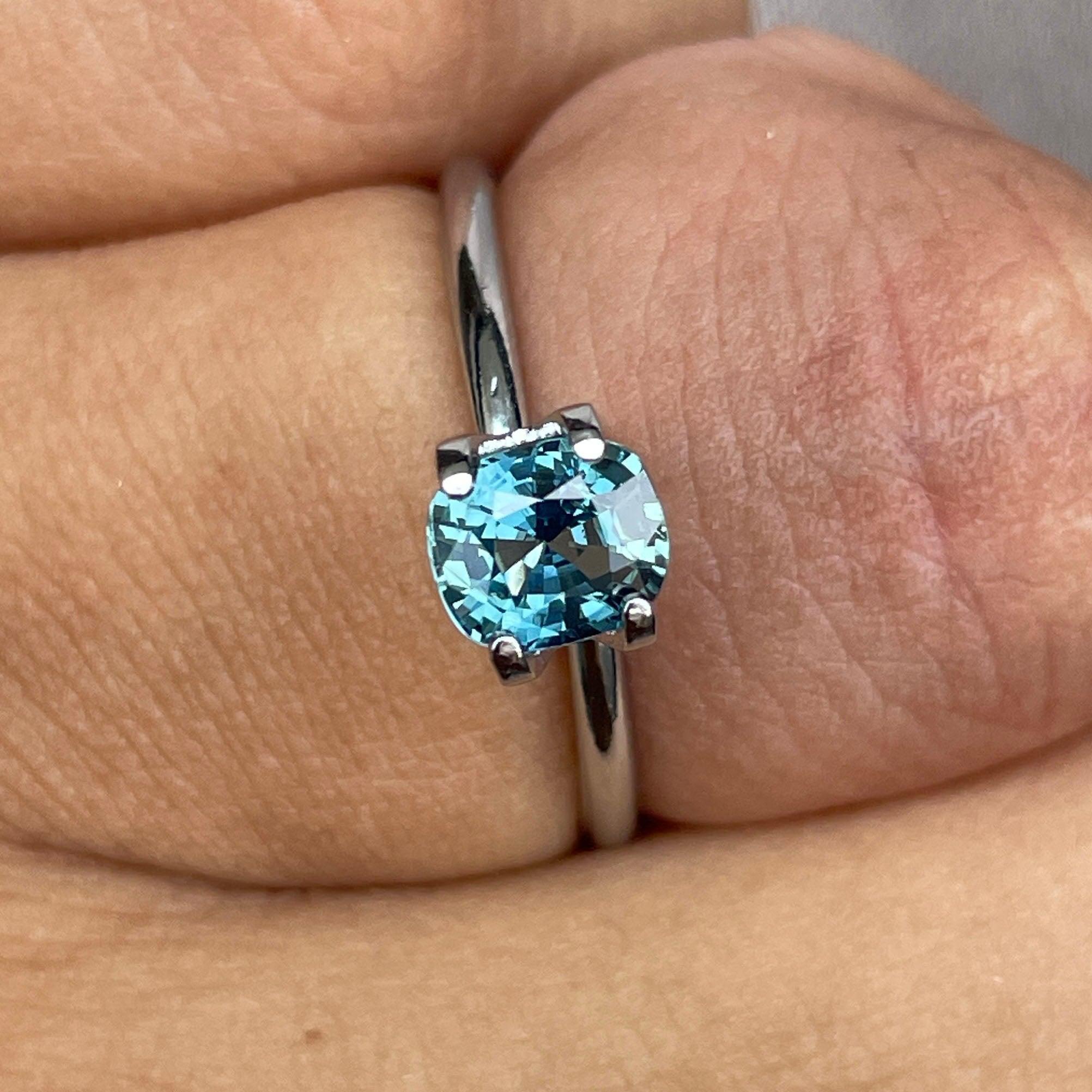 teal sapphire gemstone