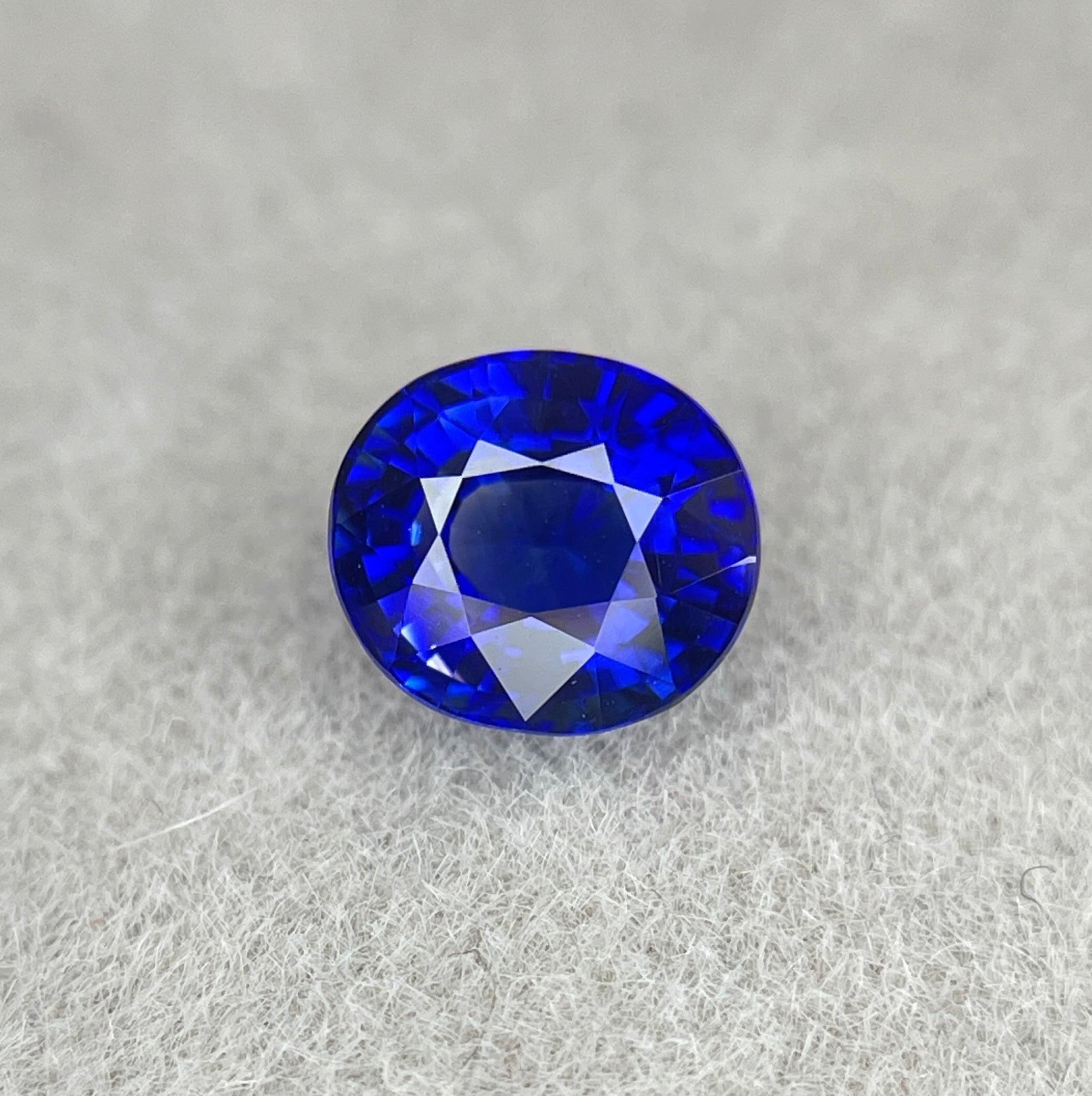 1.04 Carat Blue Sapphire 