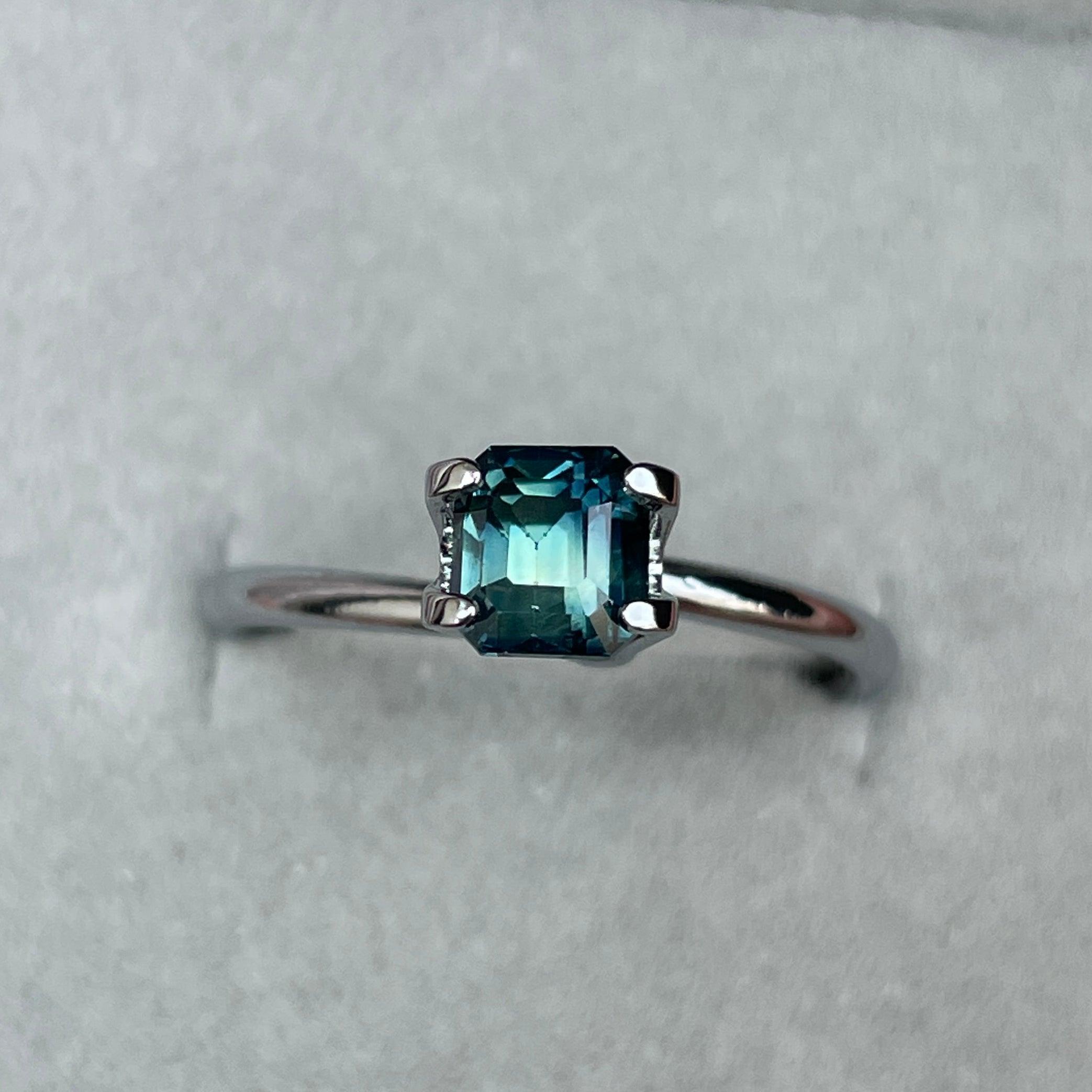 blue green sapphire