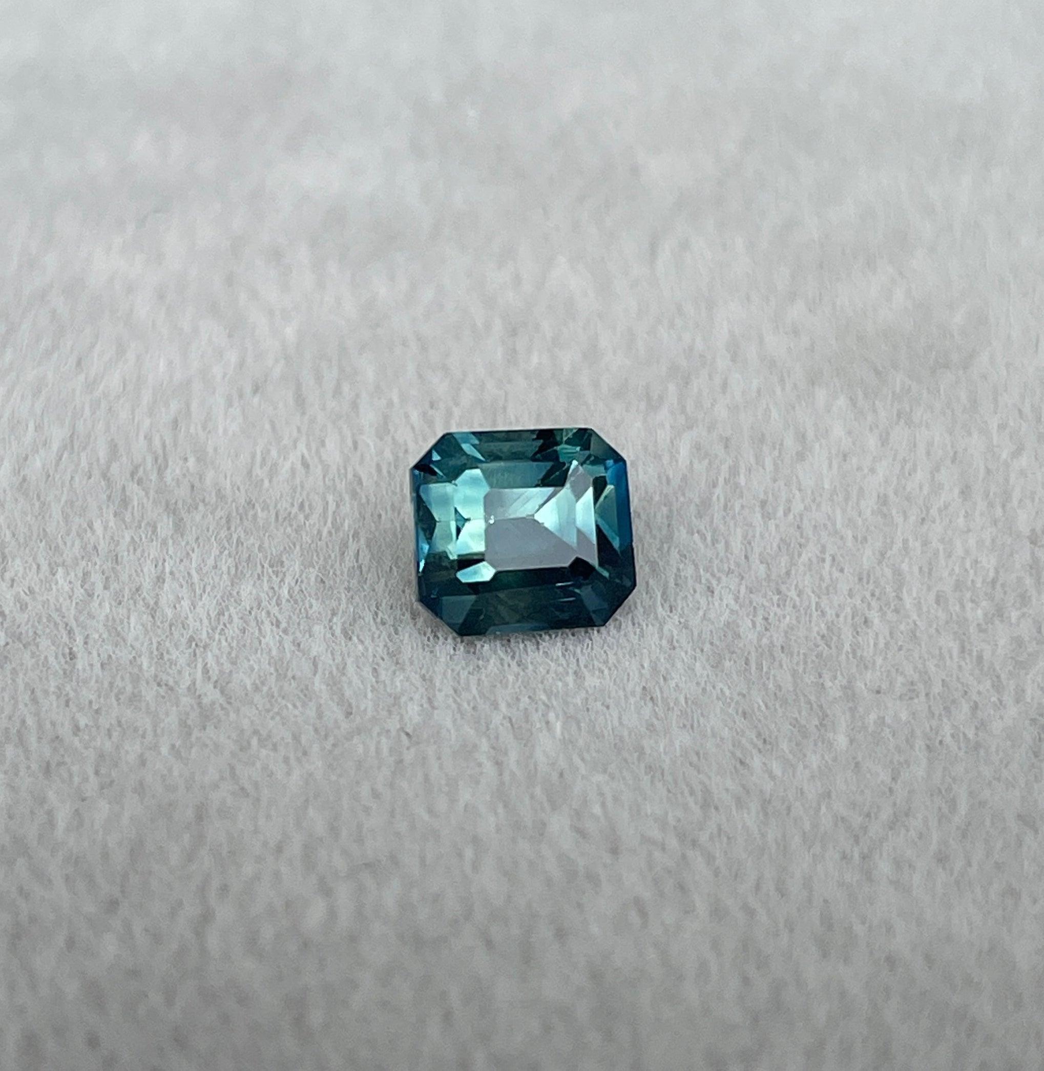 blue green sapphire